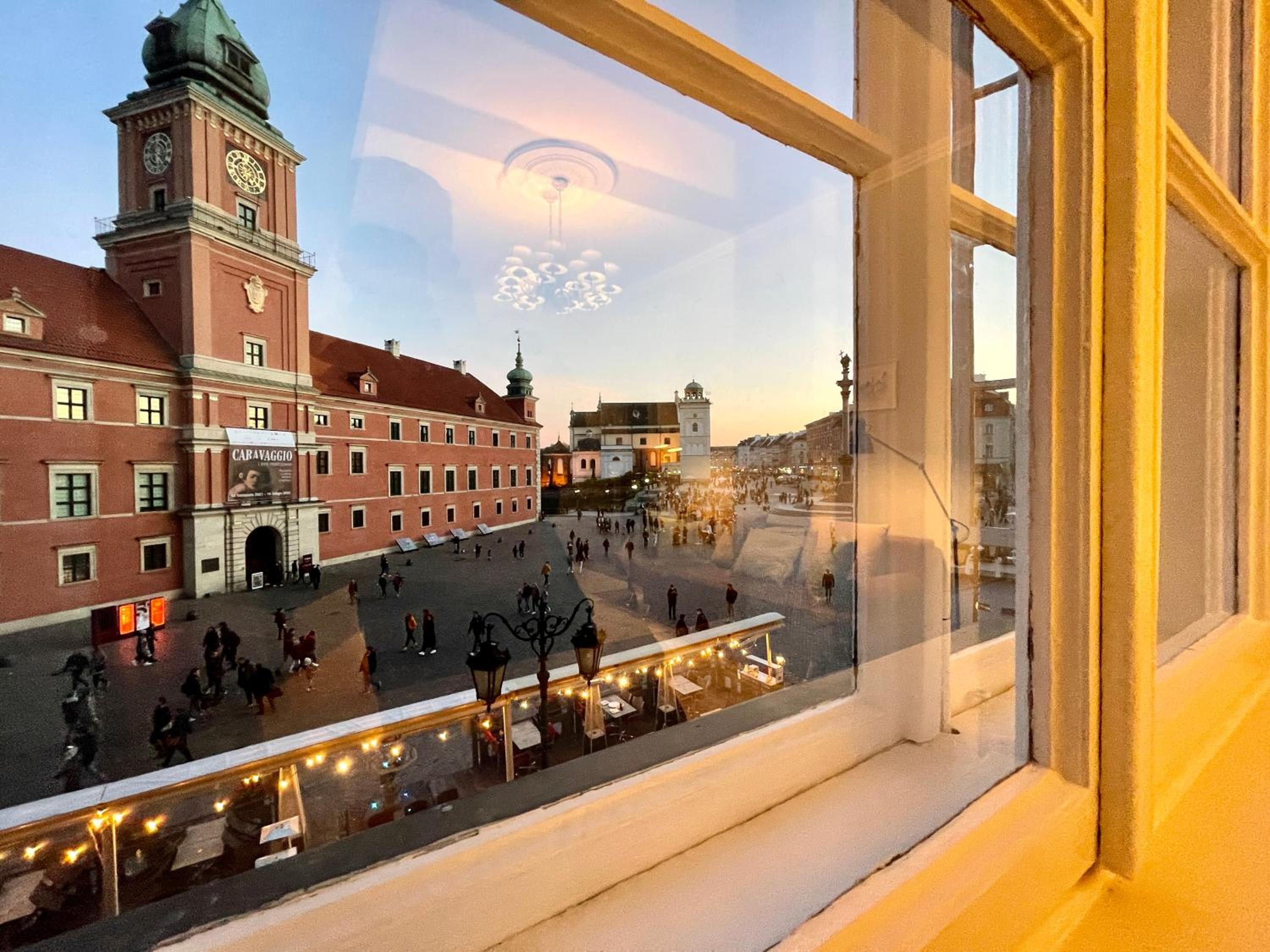 ROYAL 2 Old Town fast WiFi Netflix HBO AppleTV+