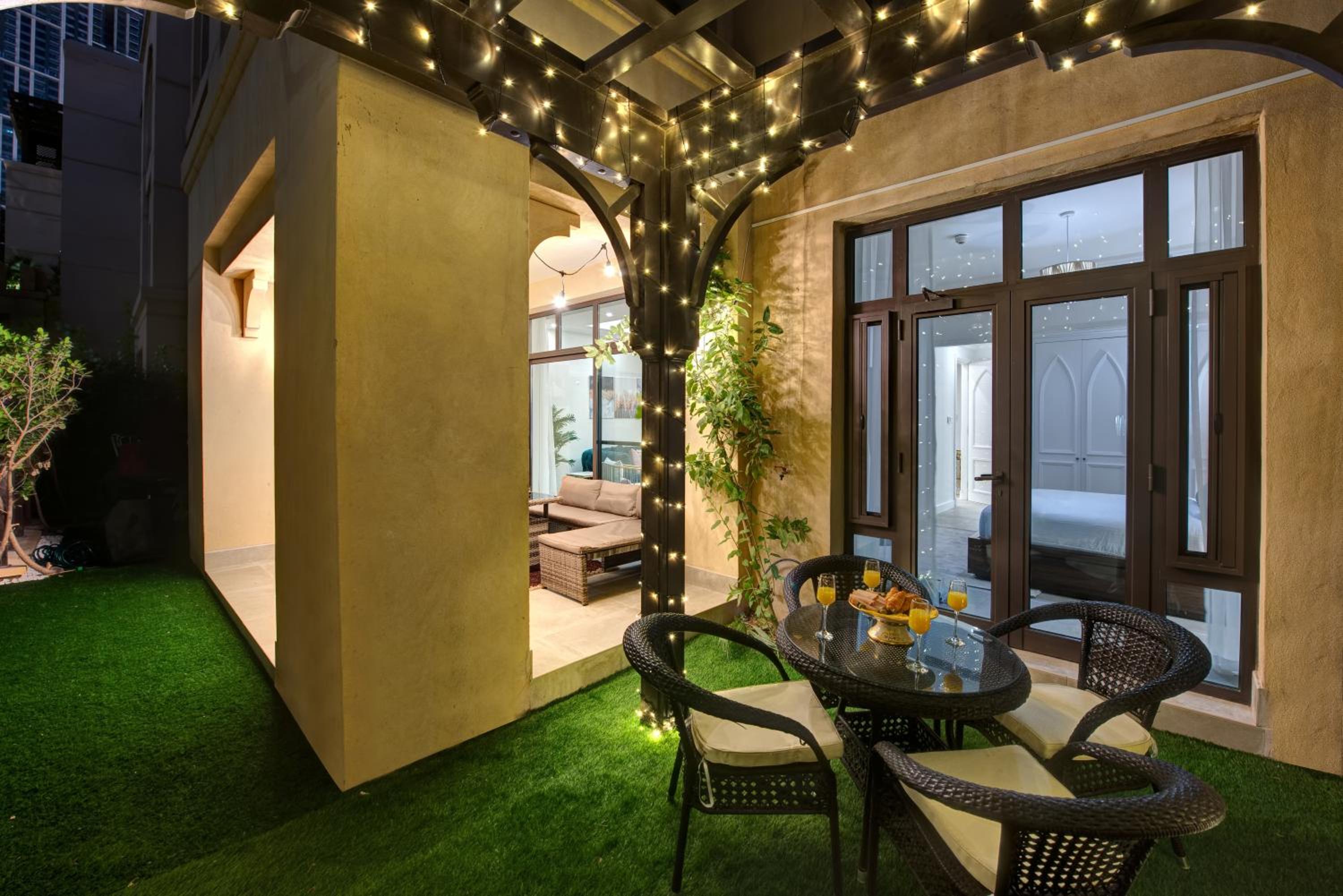 Durrani Homes - Arabian luxury at Souk Al Bahar besides Burj Khalifa & Dubai Mall