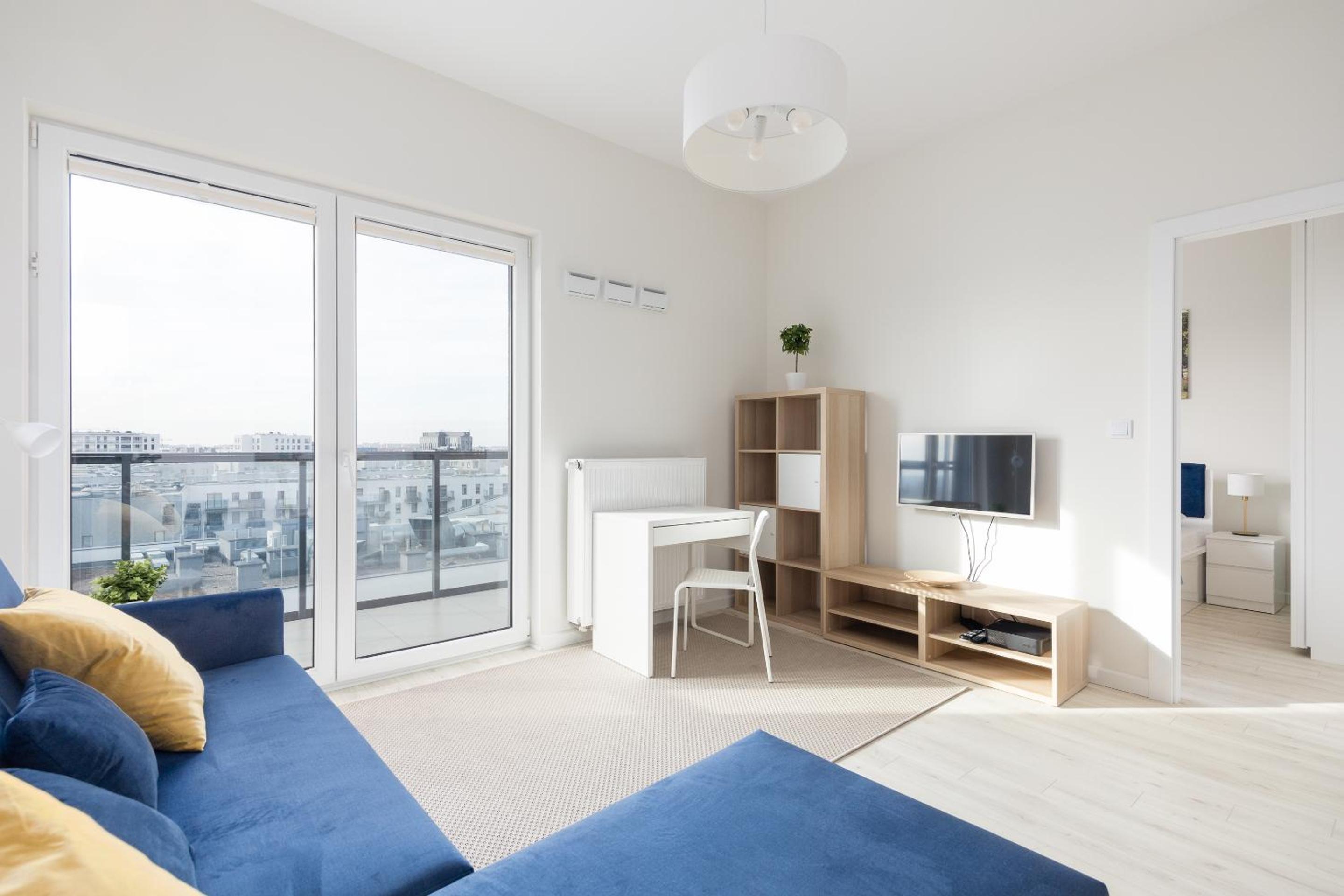 Wola Chic Blue Apartment view 3