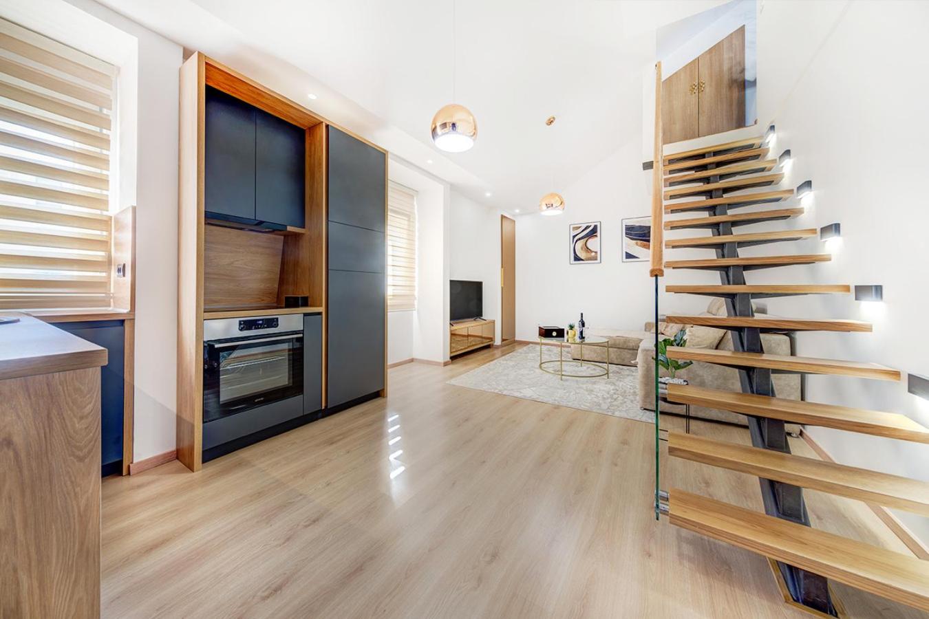 Kings Apartments photo 5