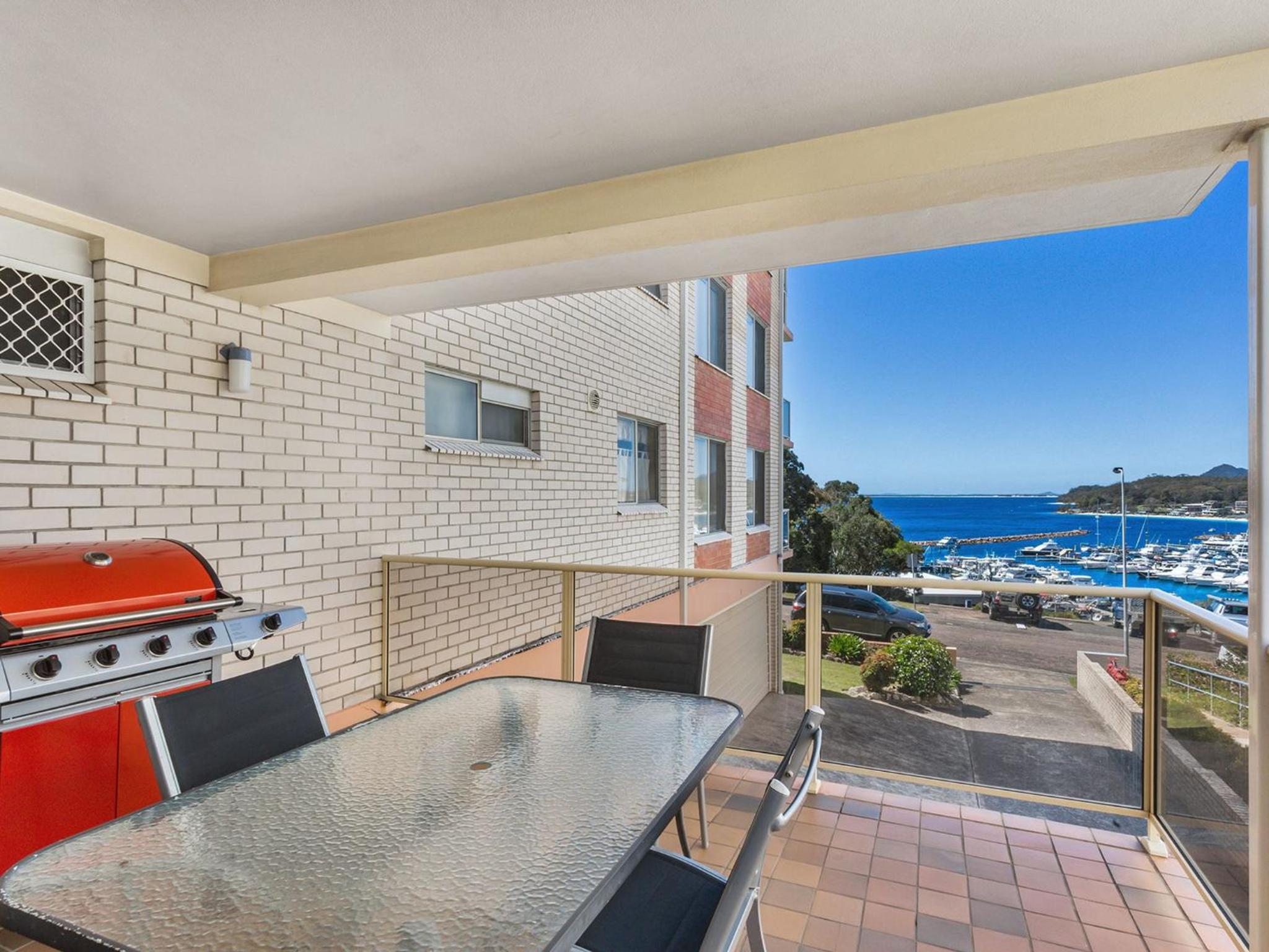 Laman Lodge Unit 2 15 Laman Street