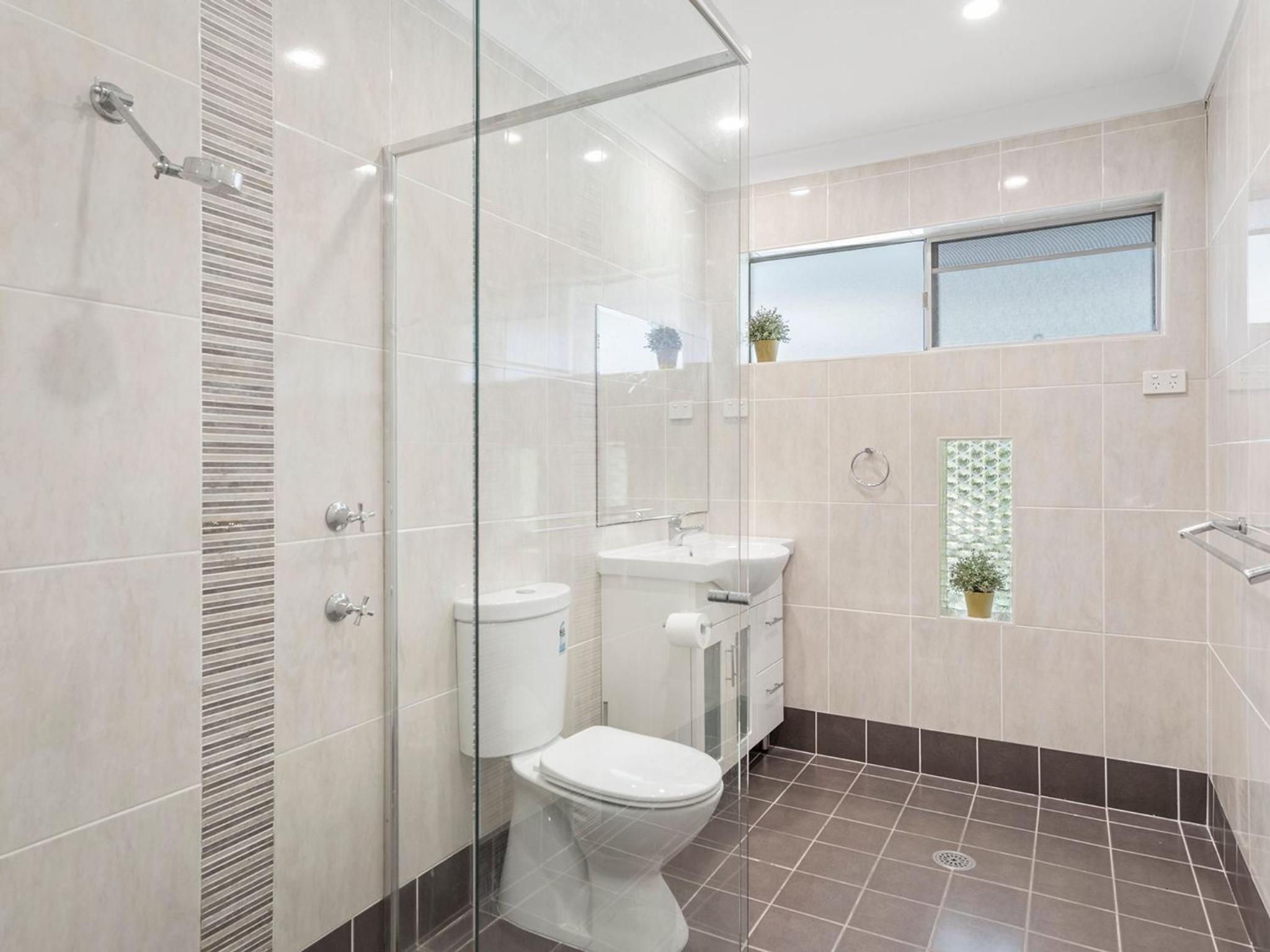 Bay Serene 15 Mistral Close