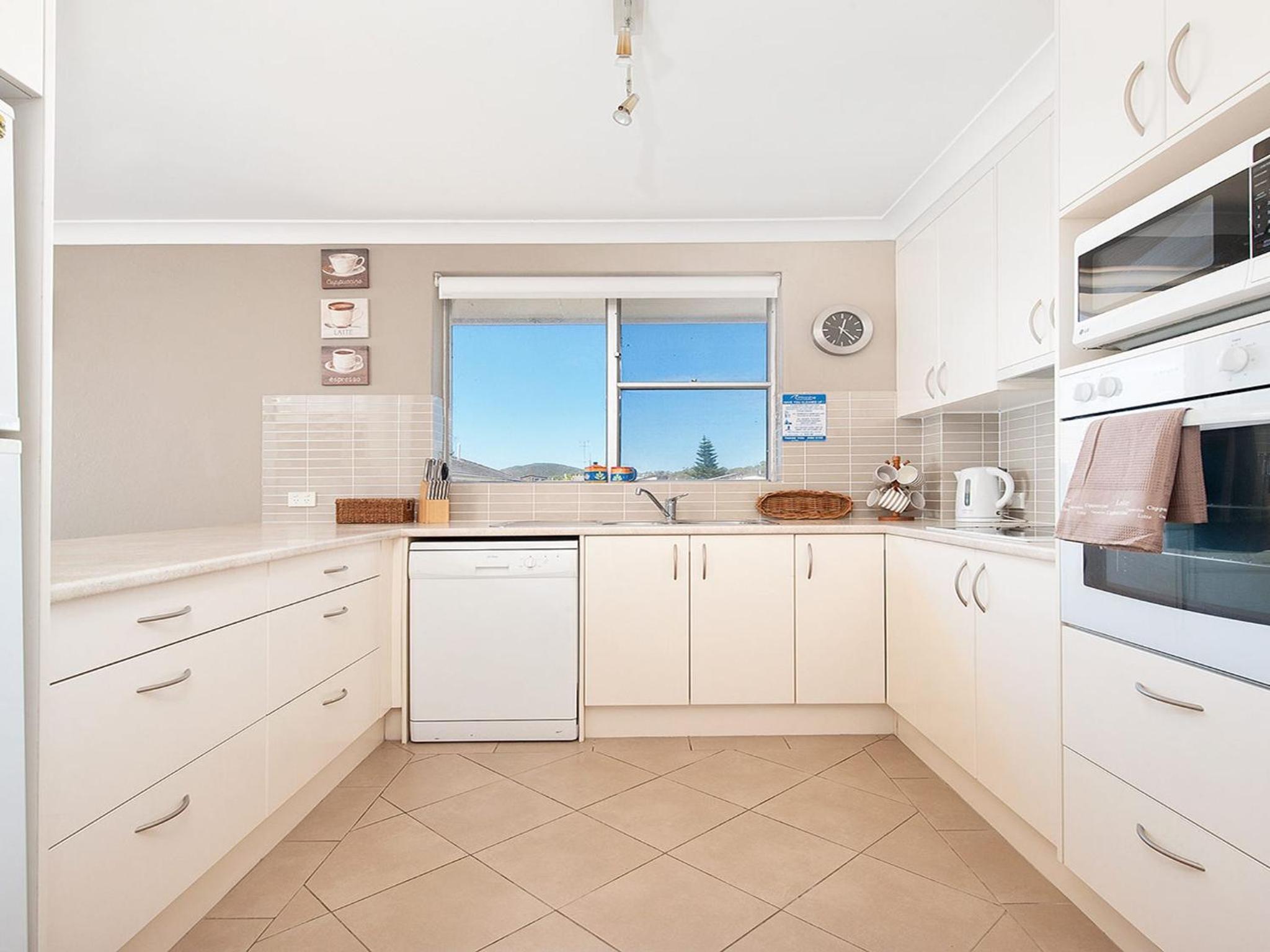 Luskin Lodge Unit 15 29 Weatherly Close