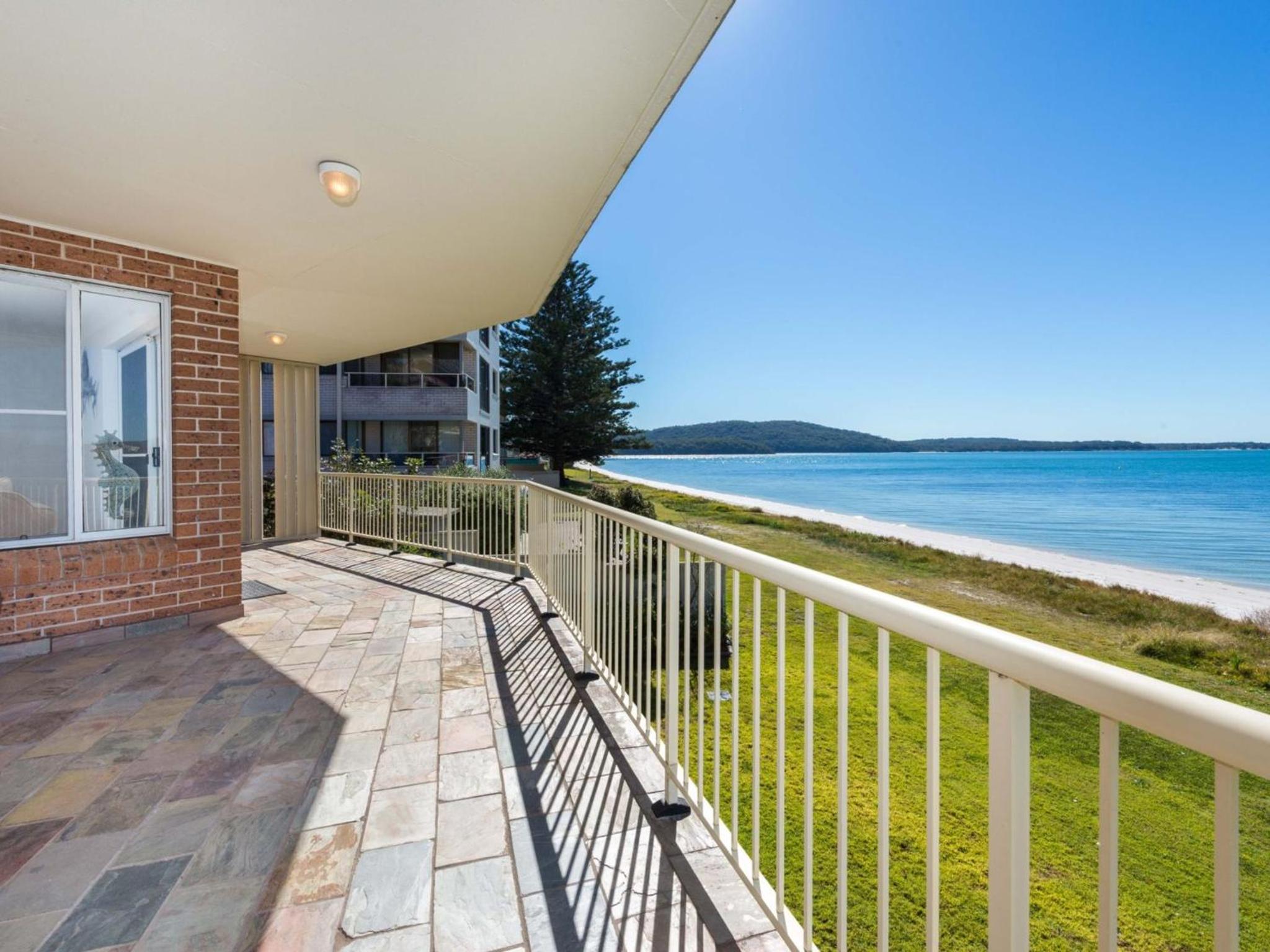 Soldiers Point Road 2 47 view 3