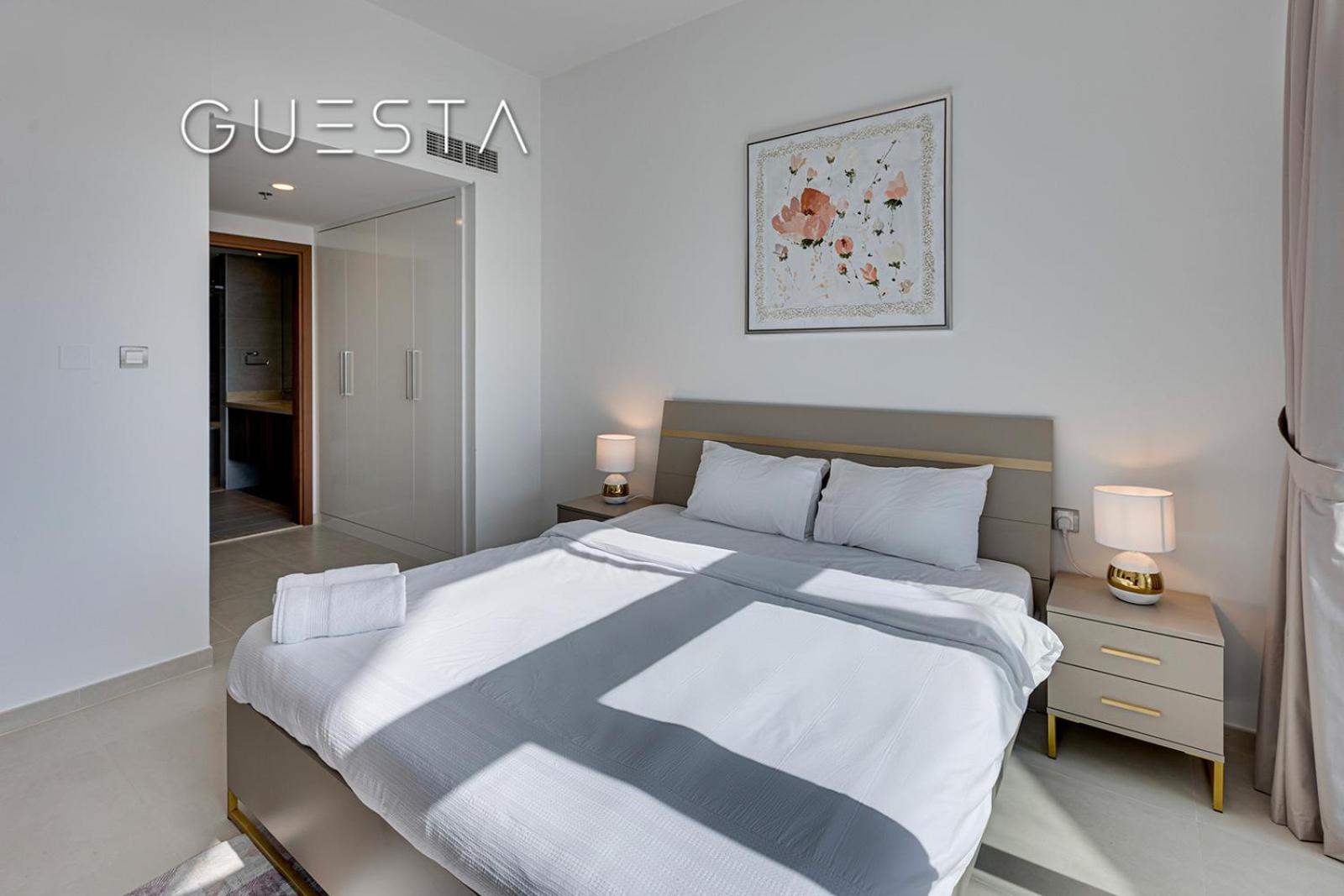 Azizi Mina The Palm, Free beach and pool access