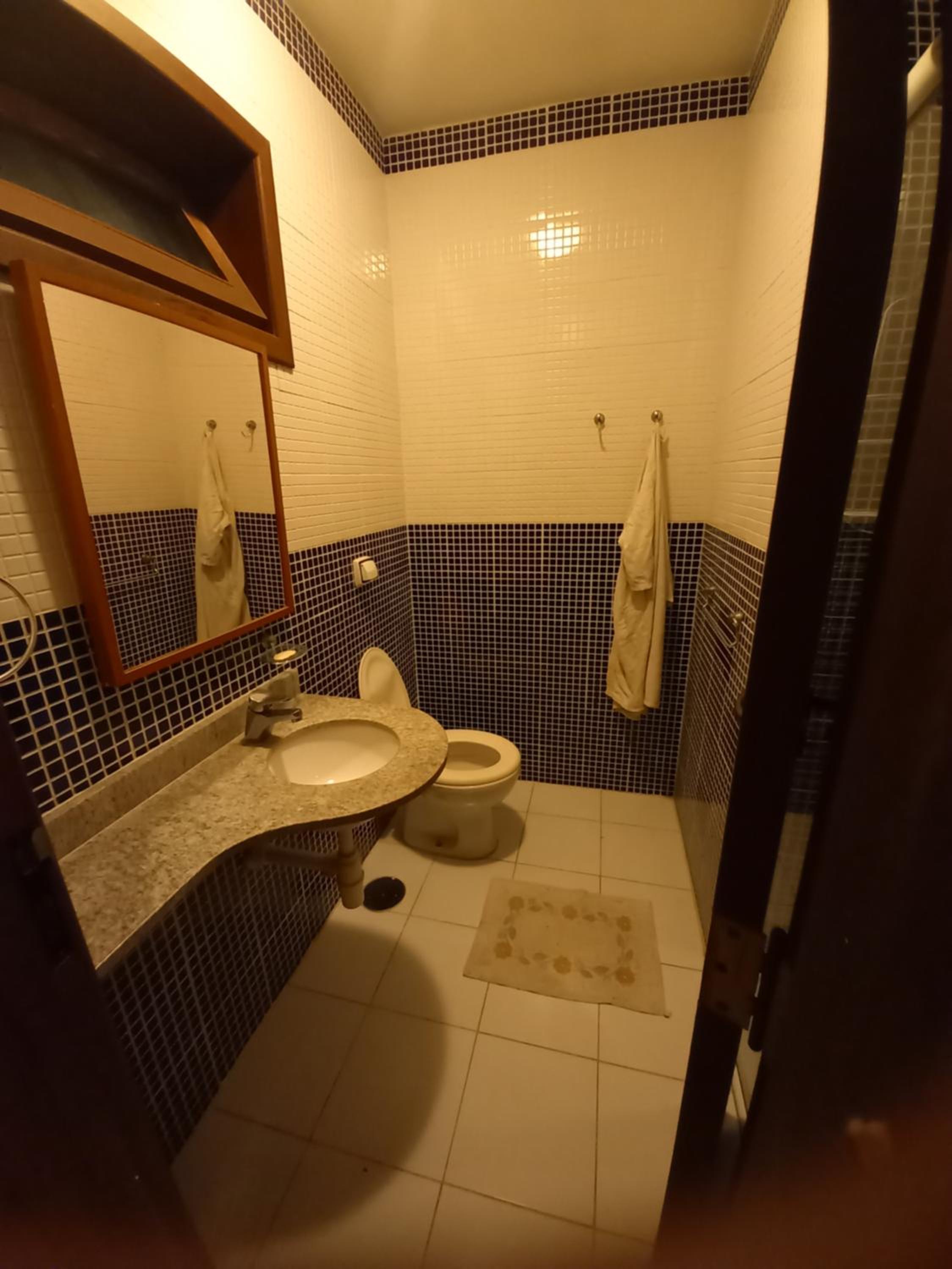 Suíte a 60mts da Praia de Itamambuca condomínio
