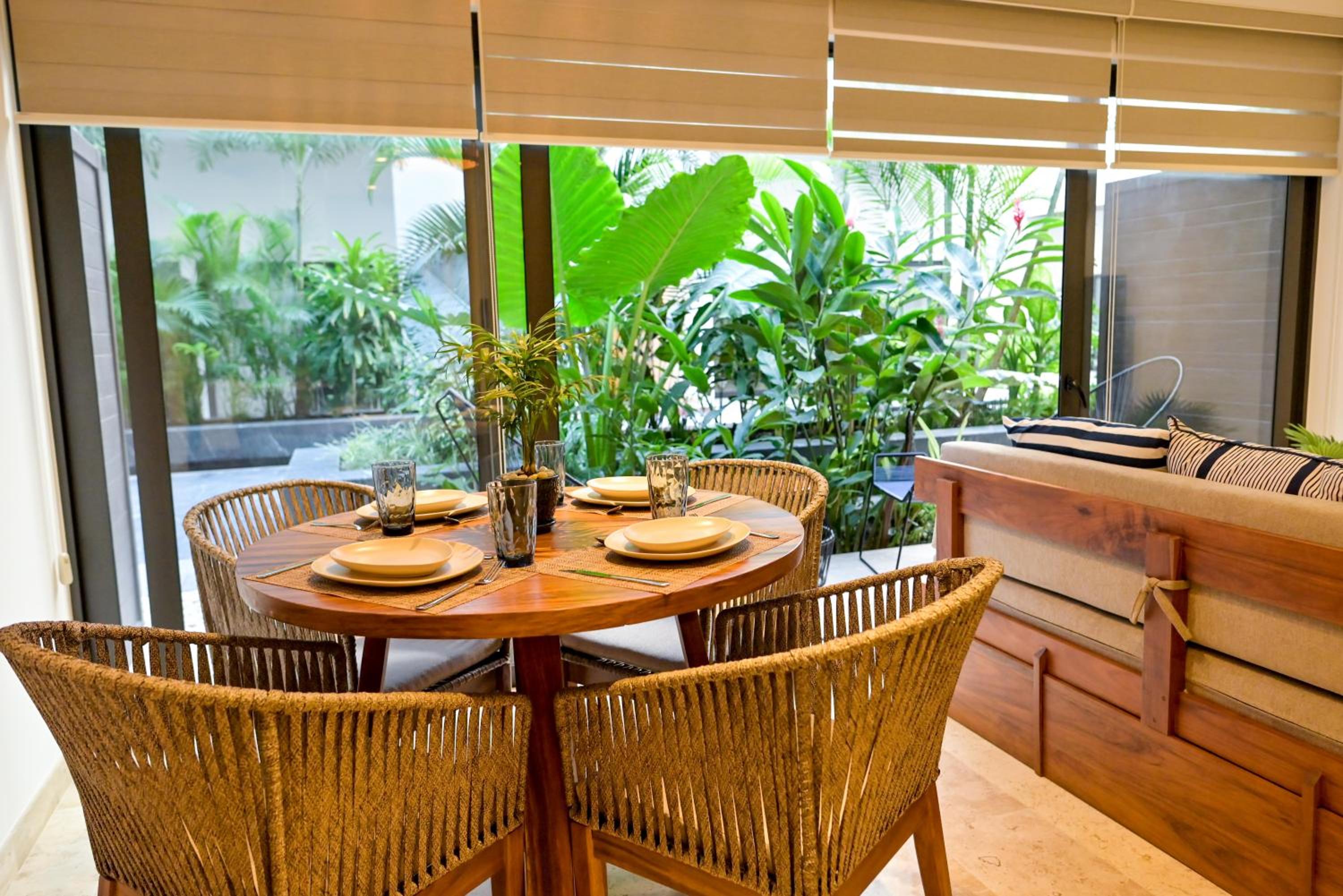 Brand New & Lovely 1BR Apartment PDC Rooftop Pool, Gym & Pool Table Nice Amenities view 3