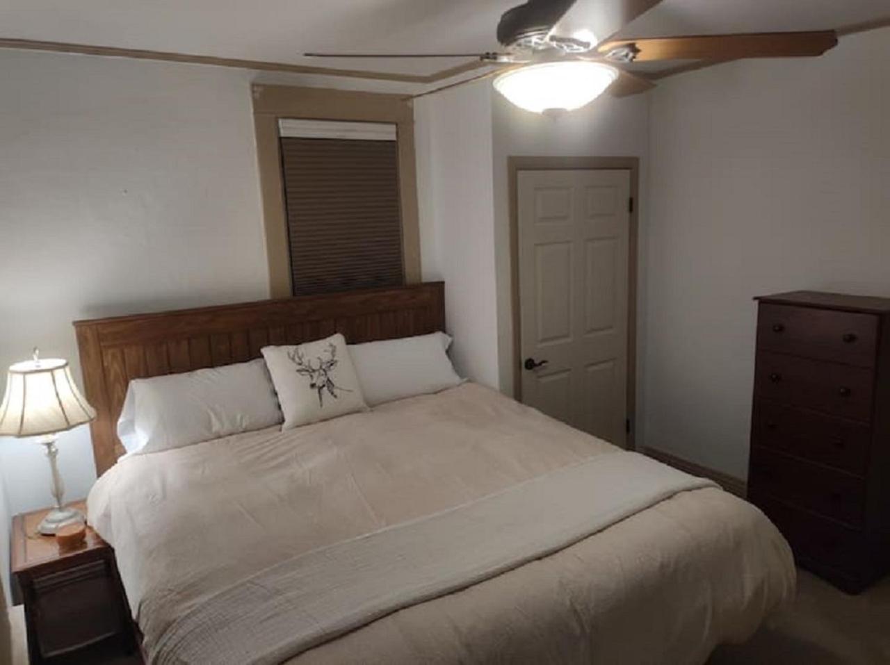 Rancher's Capitol Lodge