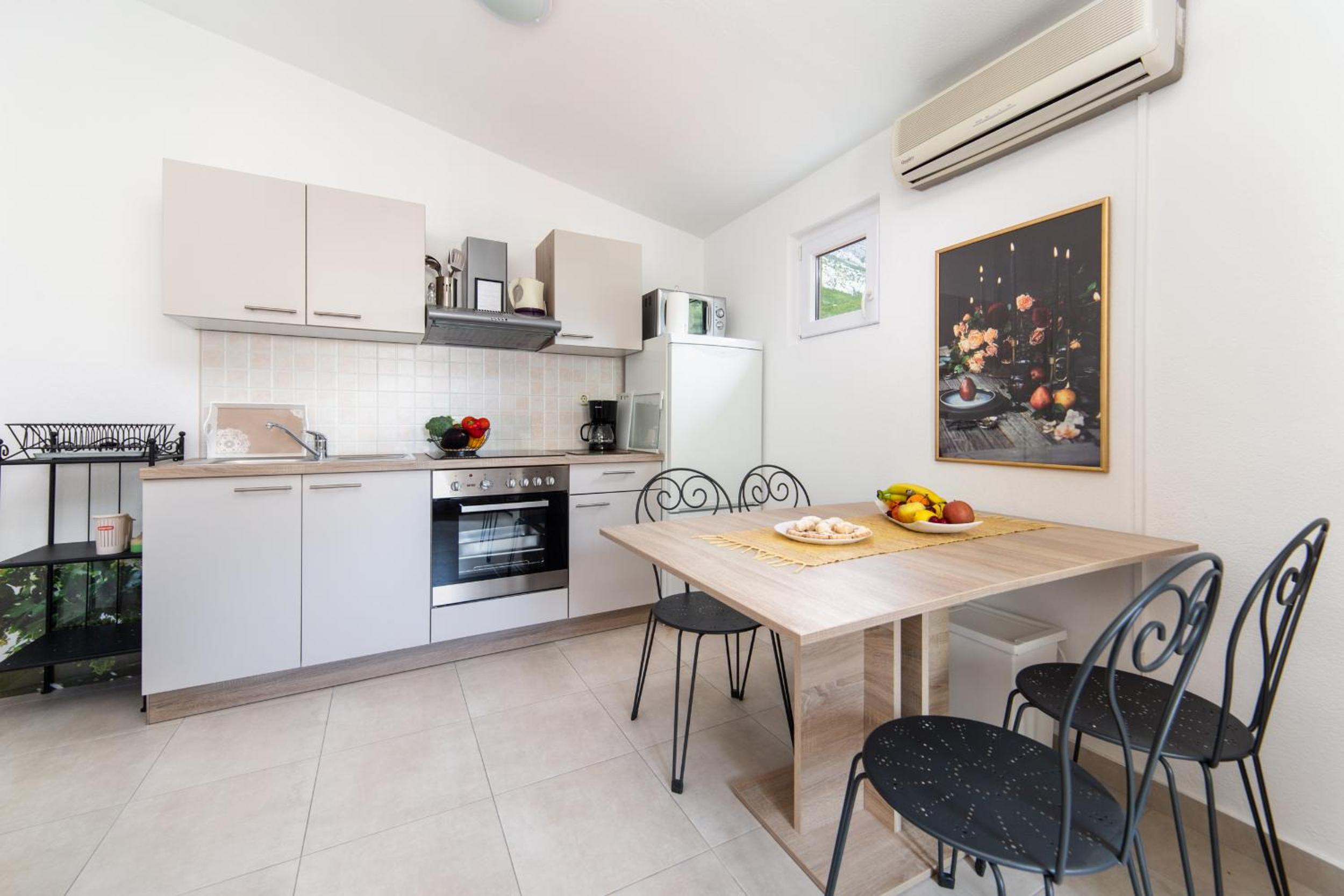 Apartments Divna view 5