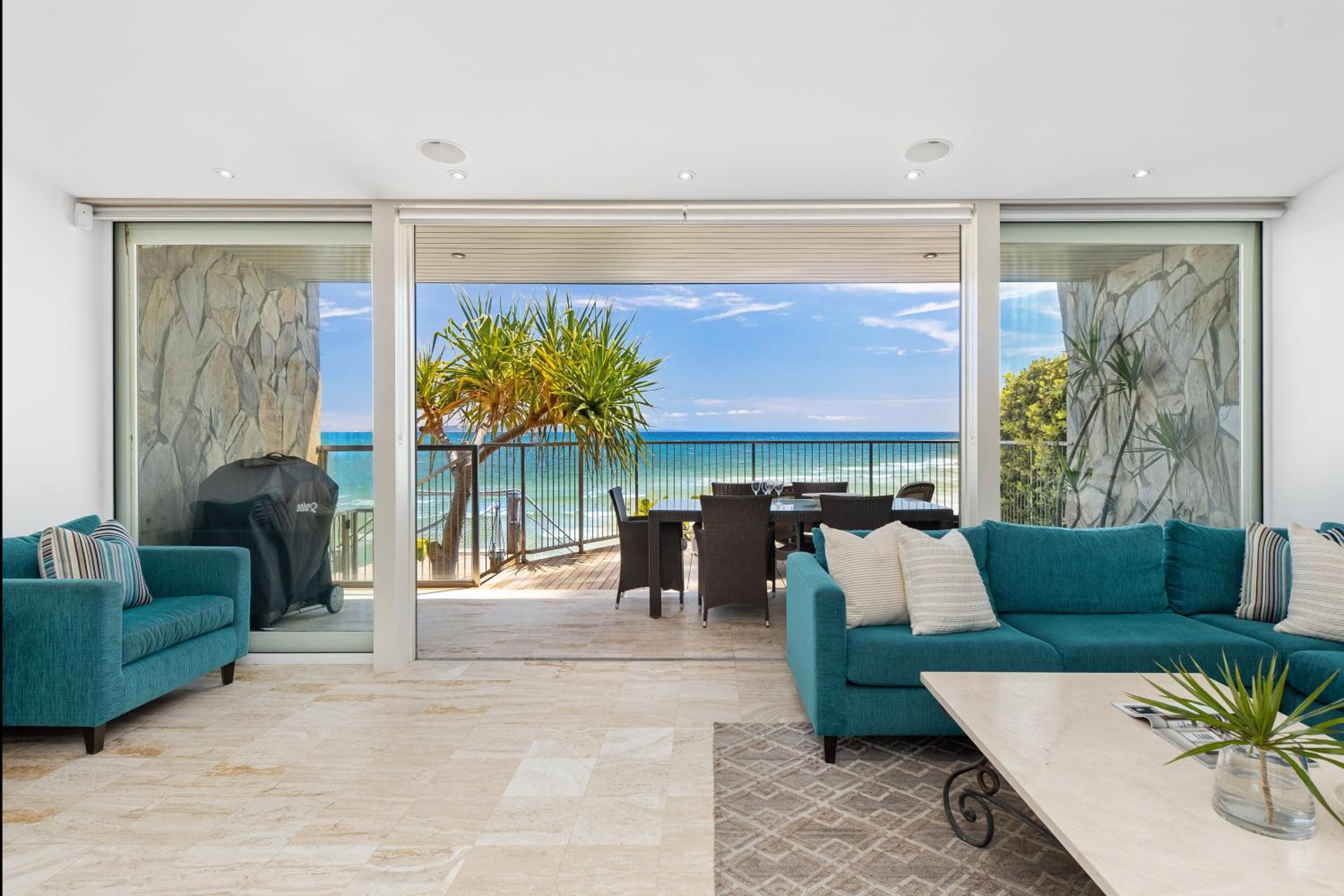 First Point Apartment 3, Little Cove