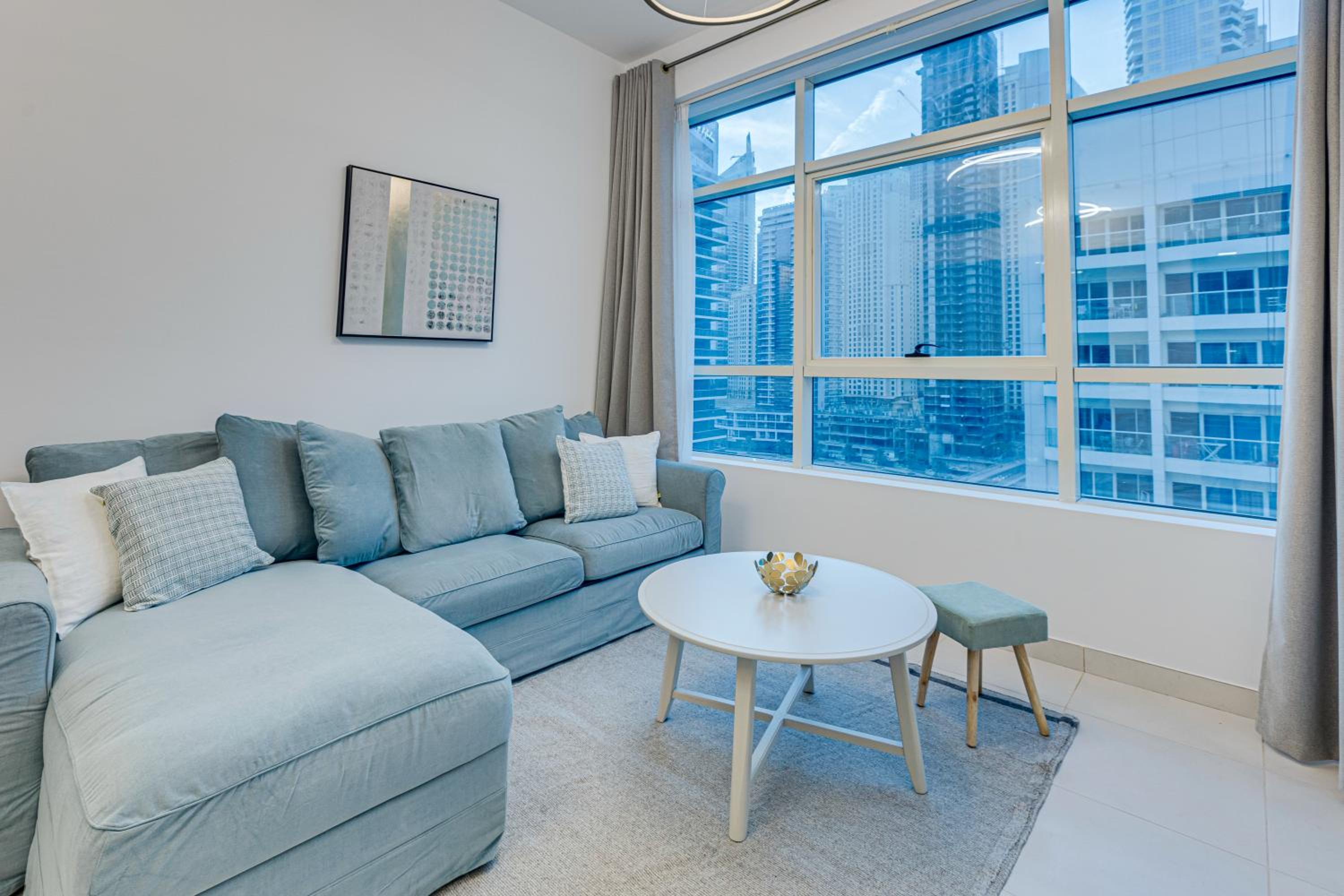 Great views from New apartment in Dubai Marina