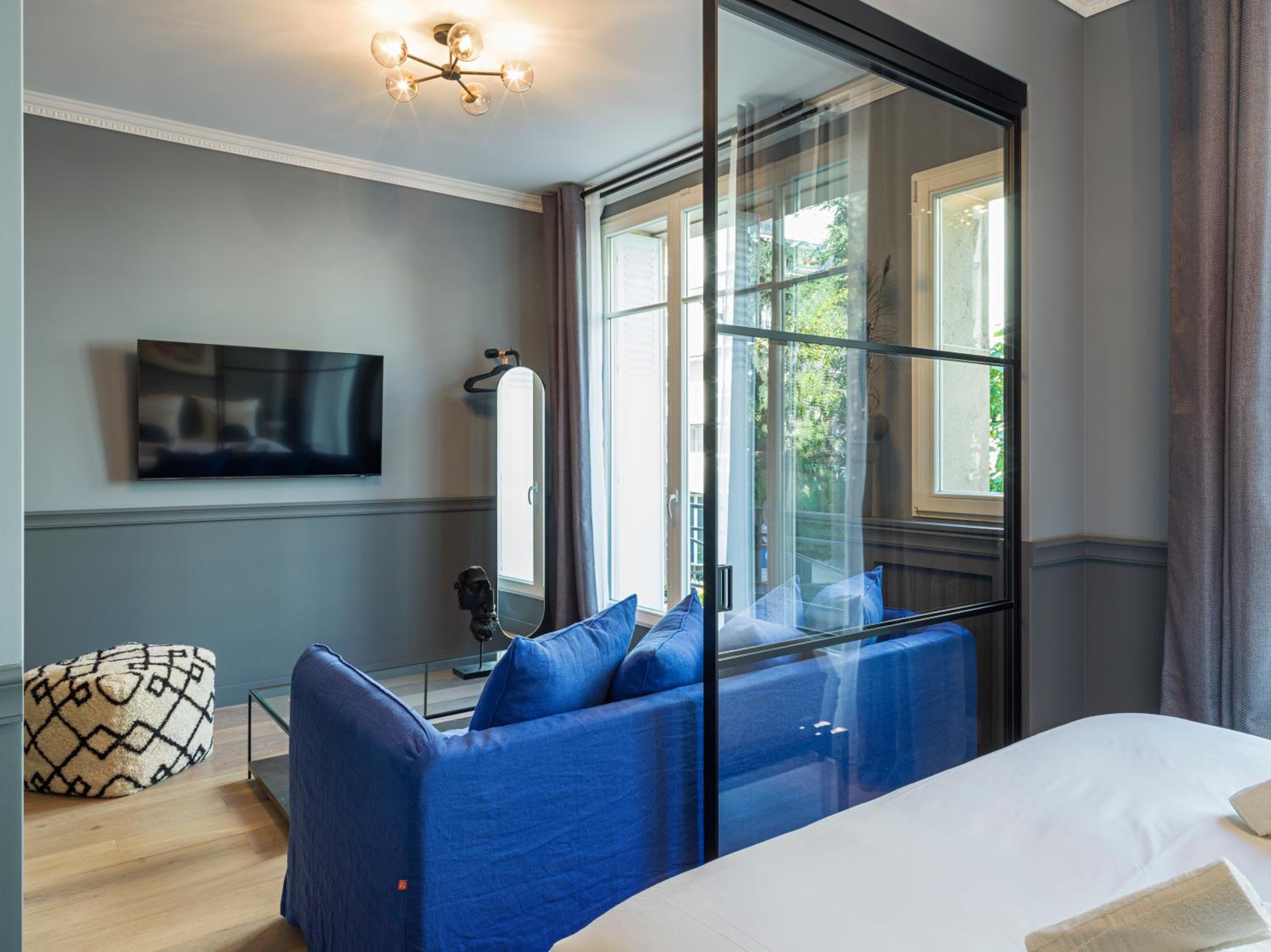 The Blue King Suite