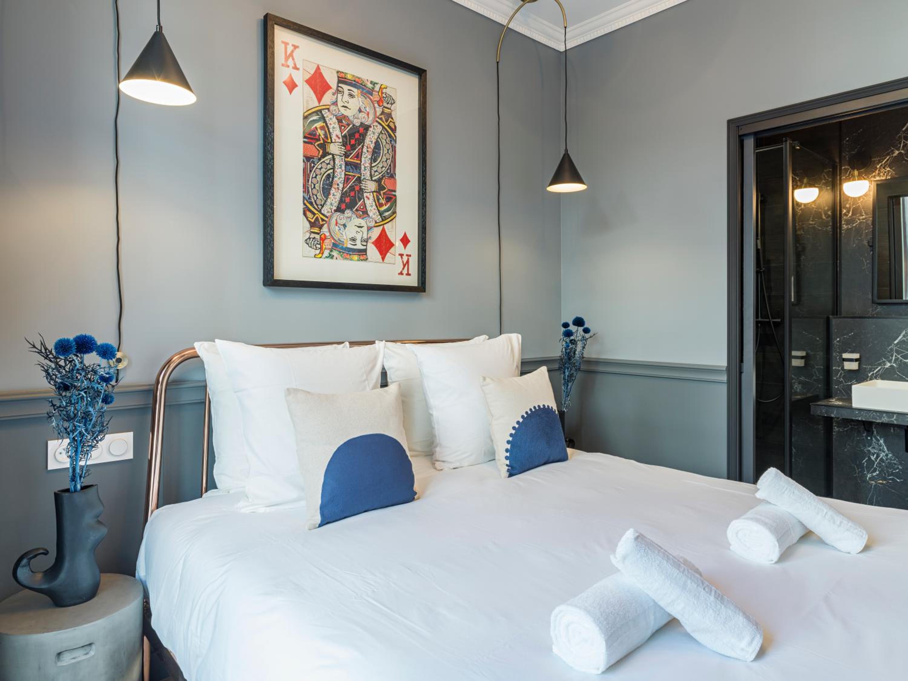 The Blue King Suite