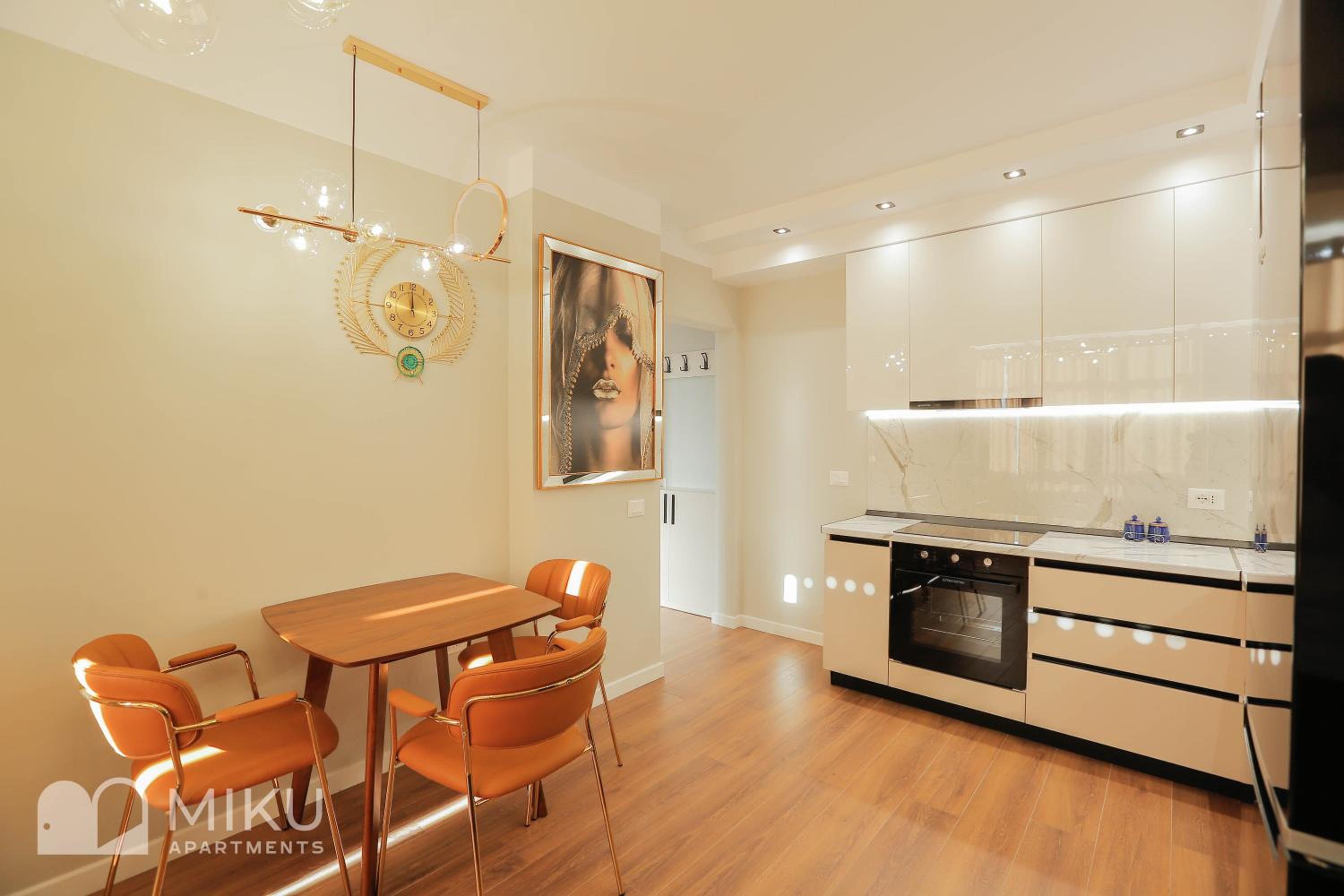 Miku Apartment-DELUXE Apartment at City Center