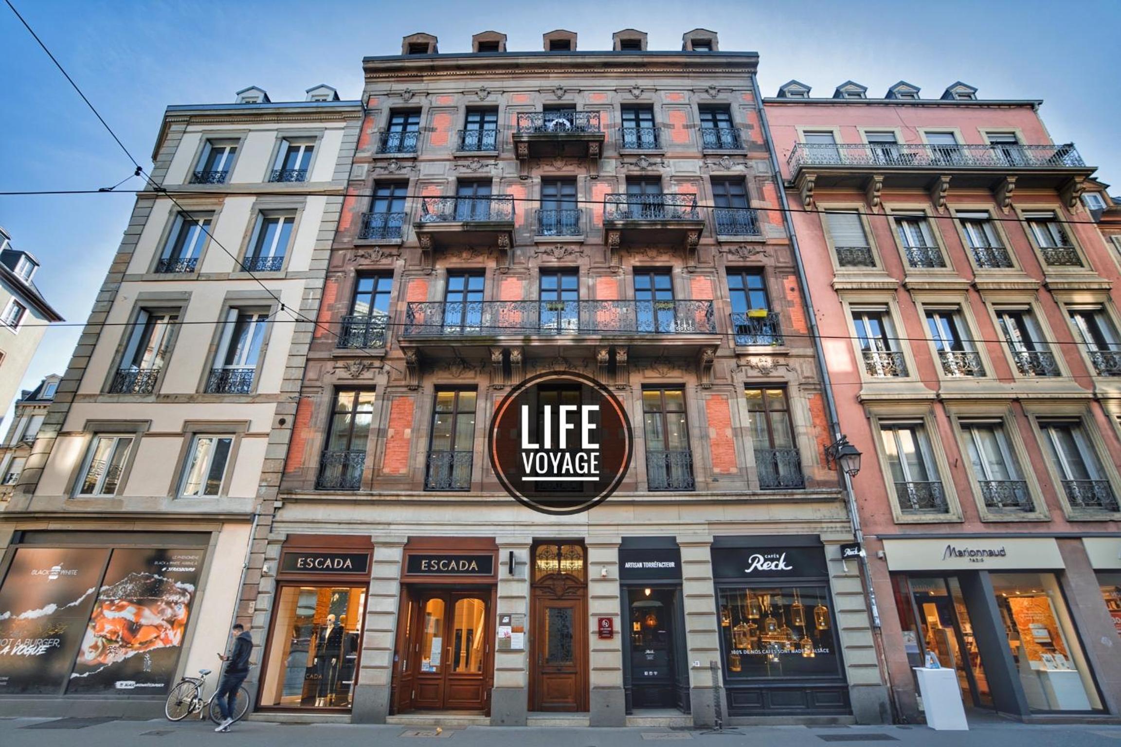 LIFE VOYAGE & SPA by Life Renaissance view 4