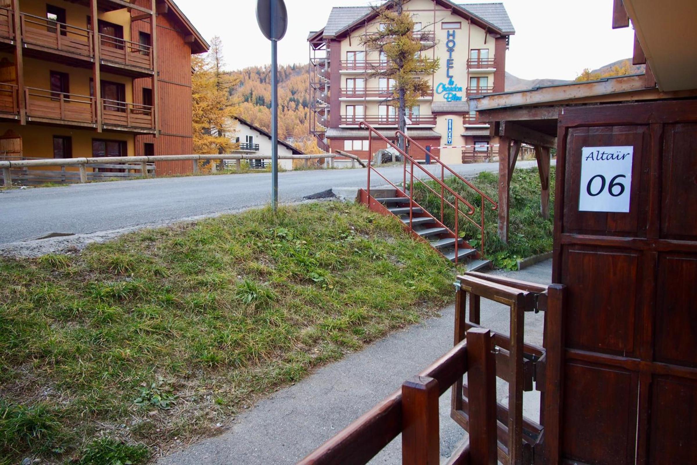 Photo 9