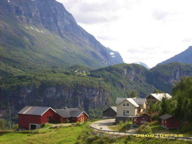 Photo 19
