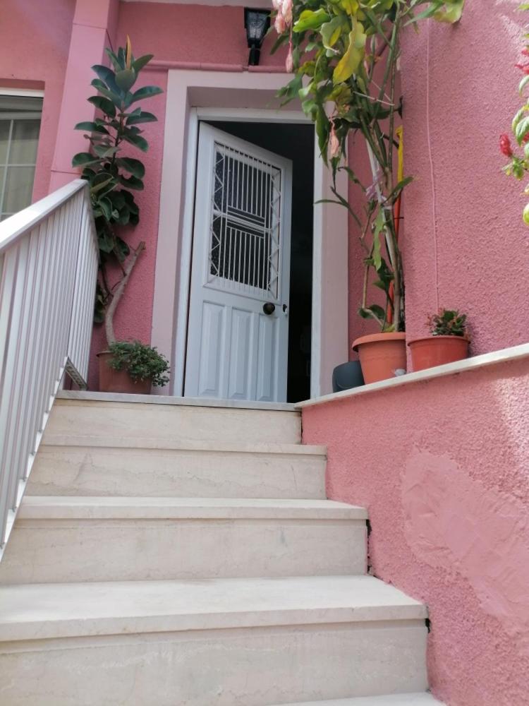 flower garden apartment
