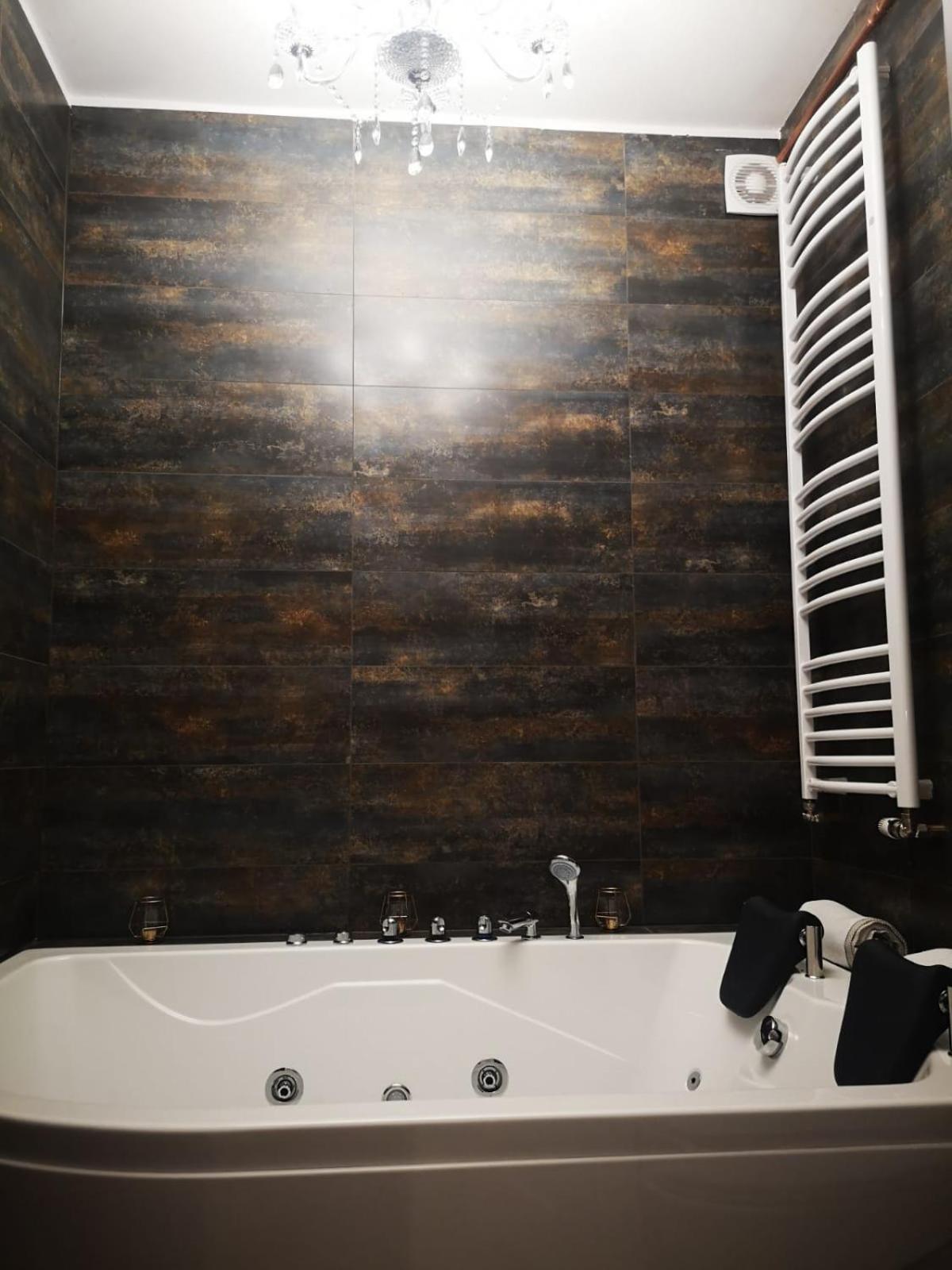 Apartamenty LENA 5 Jacuzzi