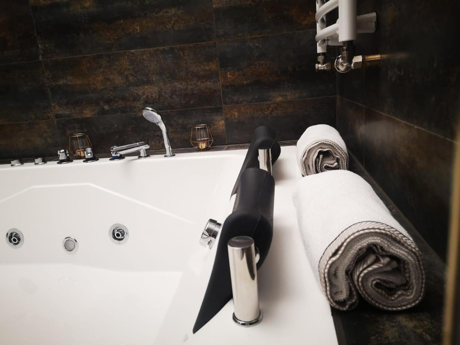 Apartamenty LENA 5 Jacuzzi