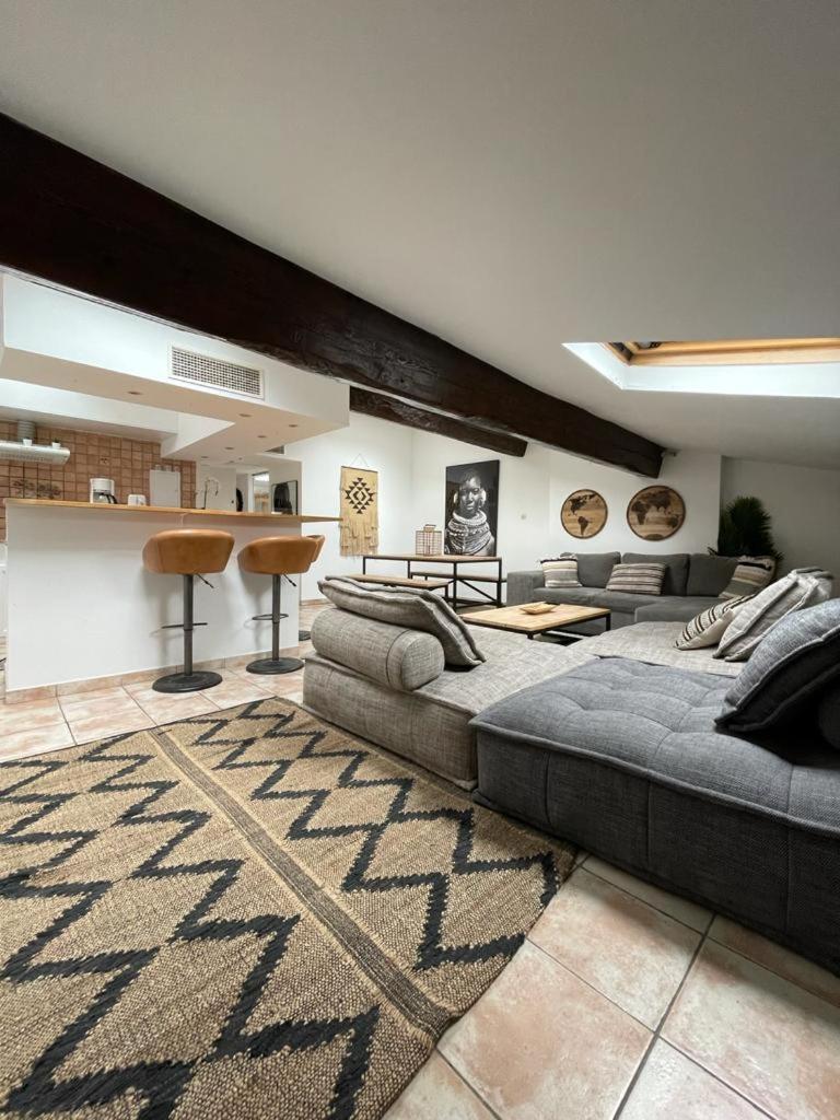 Appartement de charme Rue d'Antibes photo 2