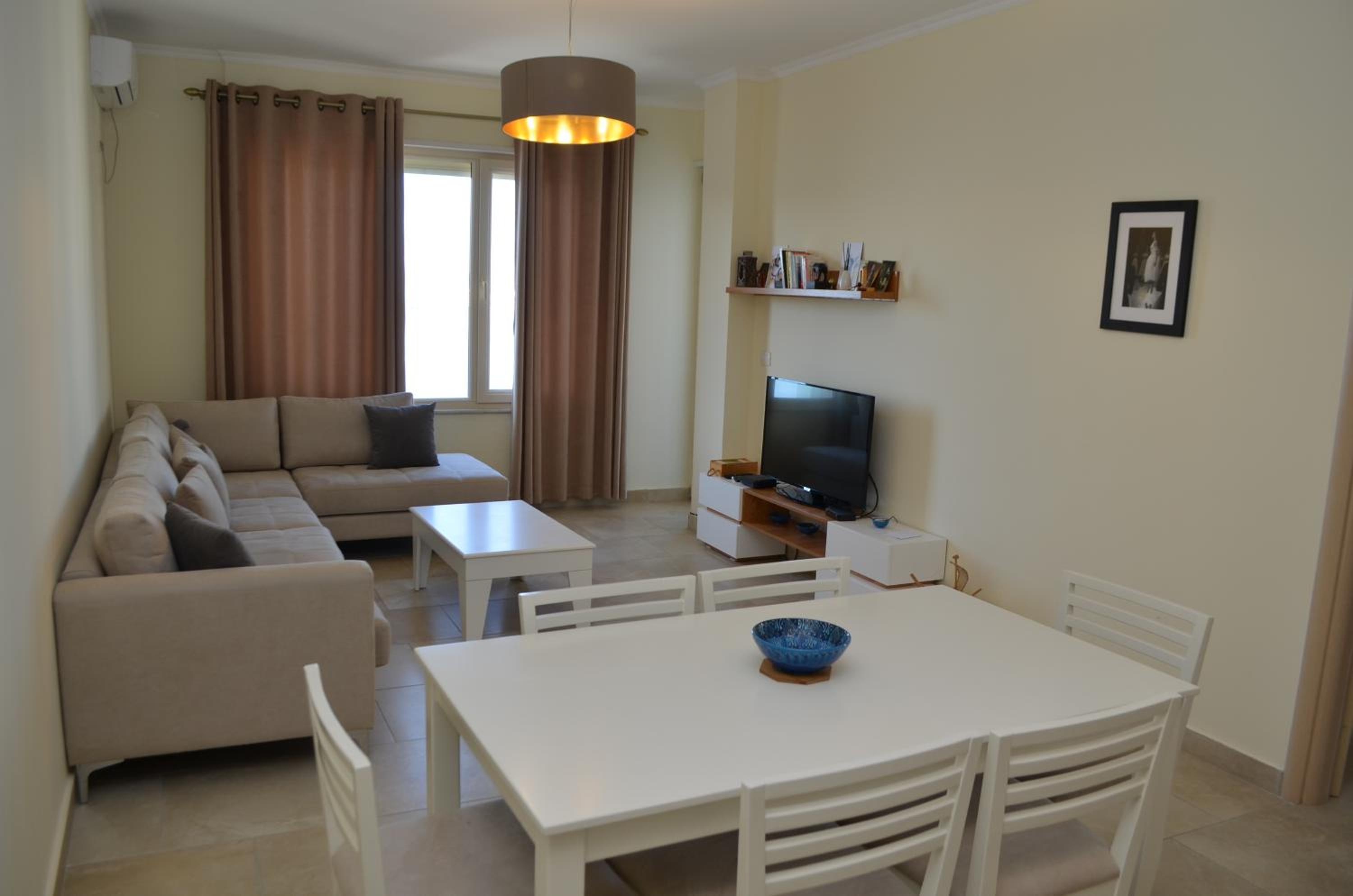 Vincent Apartment