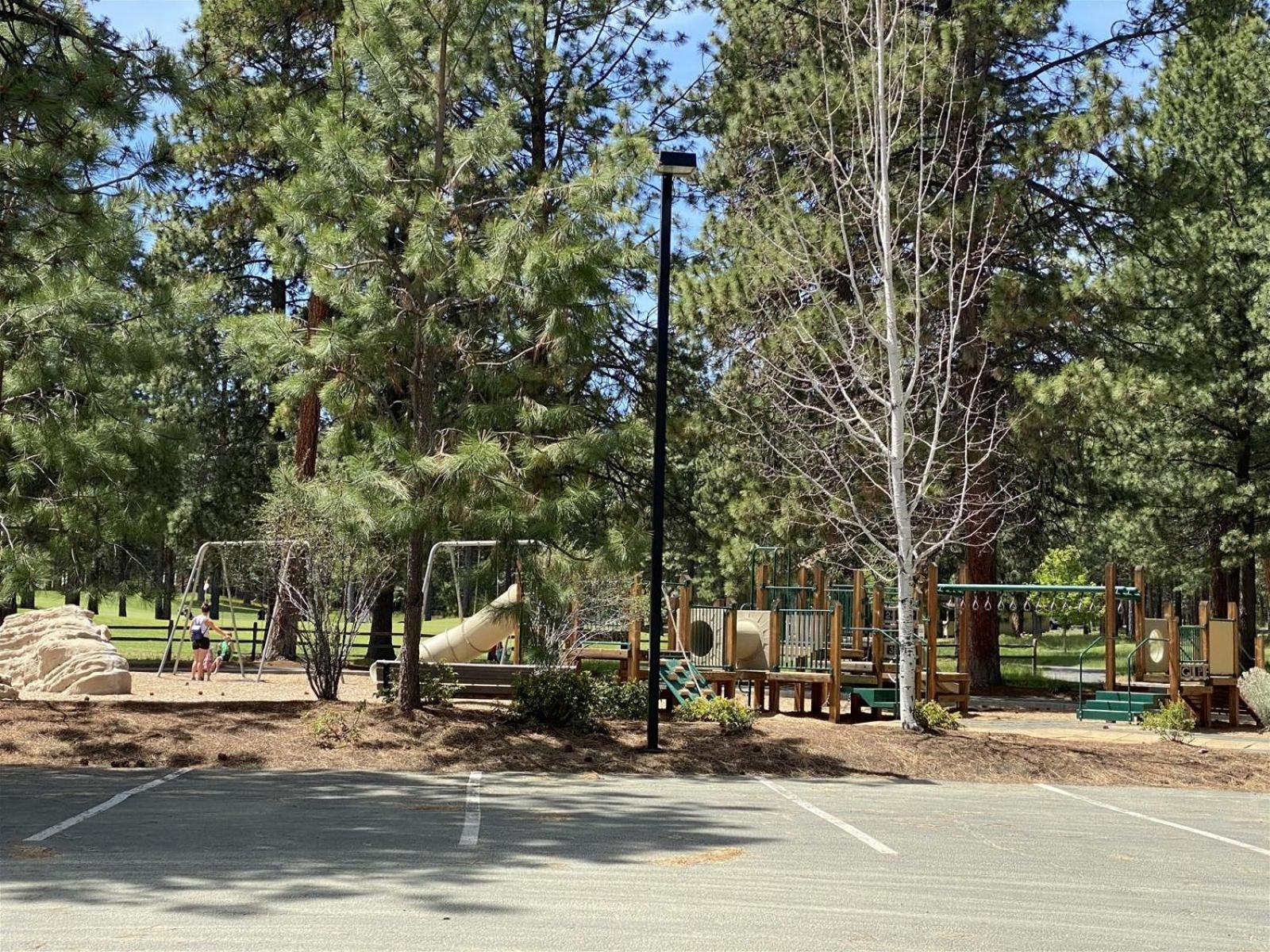 Jacobs Ladder - Black Butte Ranch view 4