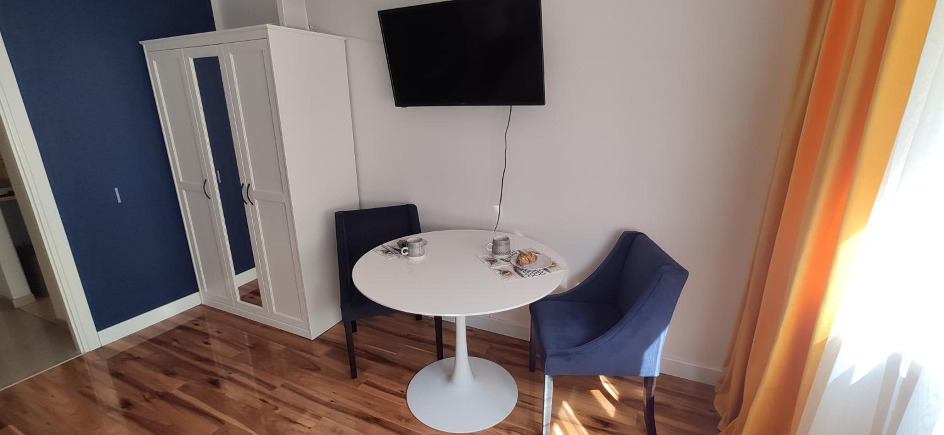 Comfortable Studio Old Town/New City