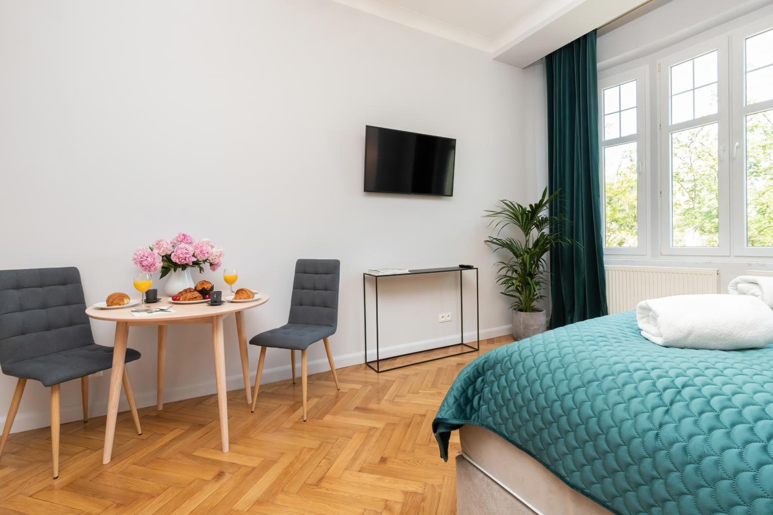 Sopot RIVOLI Apartments by Renters view 4