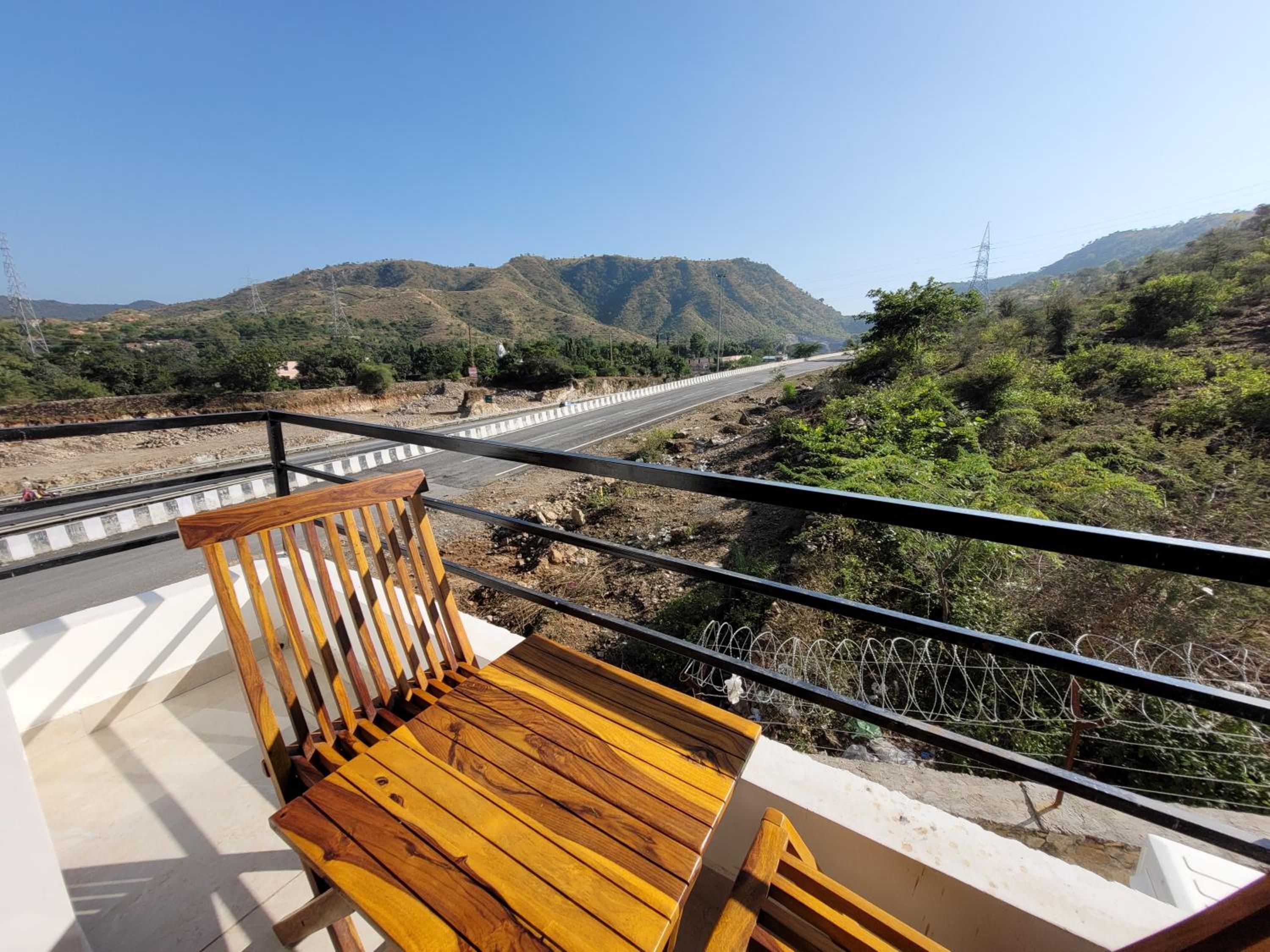 balcony