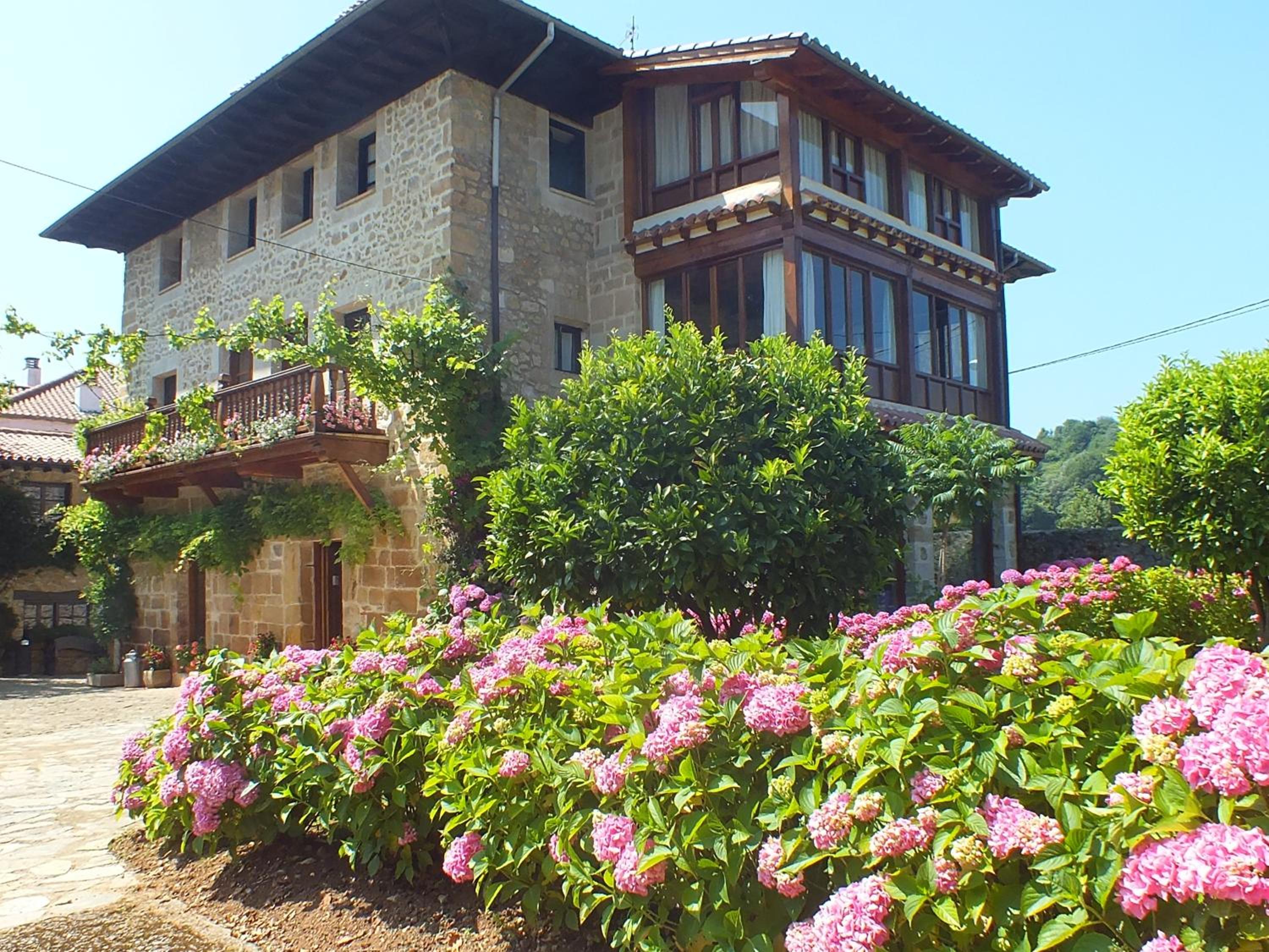 Hostería El Pomar