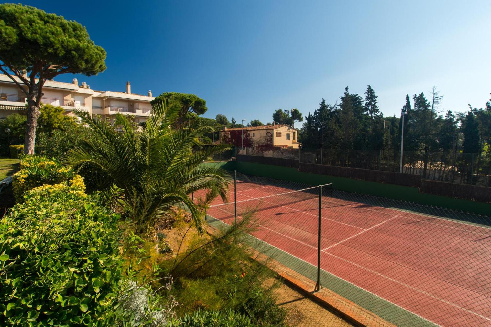 AV-1 CALELLA DE PALAFRUGELL 6 Pax photo 4