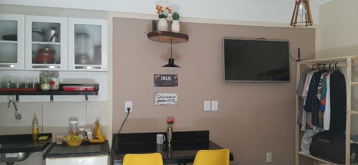 Apartamento mobiliado na Aldeota para 2 pessoas aconchegante e lindo 105 view 5