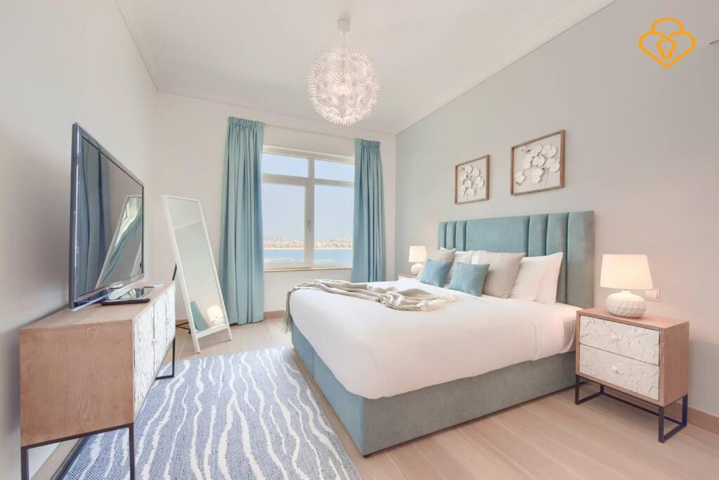 Keysplease Seaview 2 B/R With Beach access, Palm Jumeirah