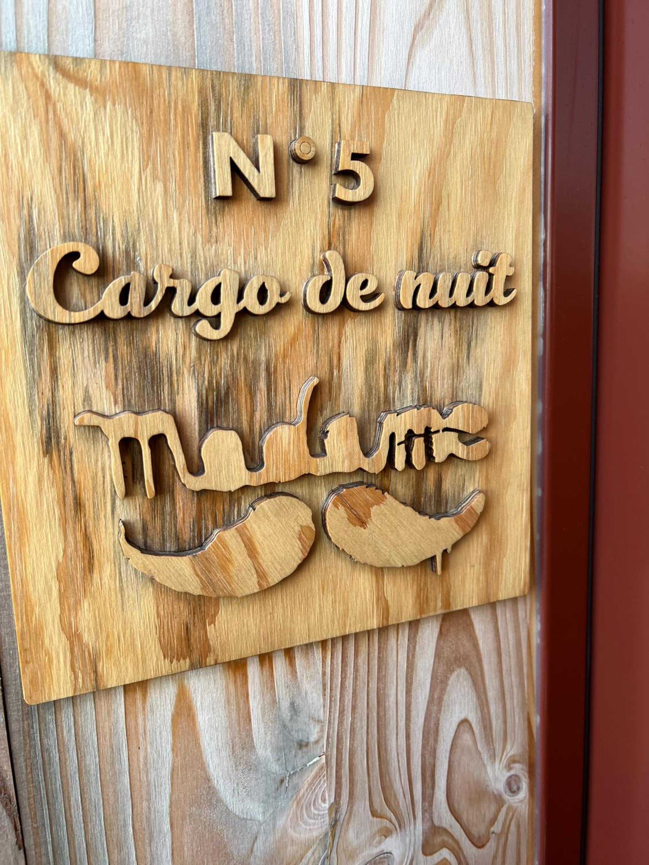 restaurant