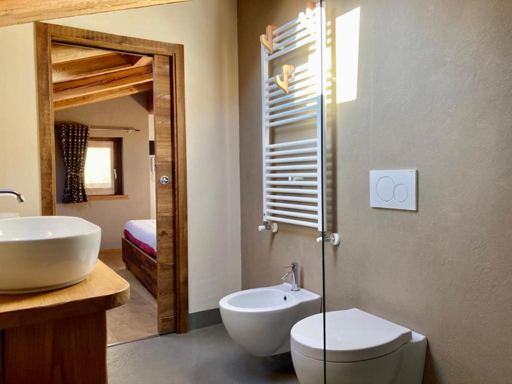 LA PLACETTE - Albergo diffuso e Trattoria view 3