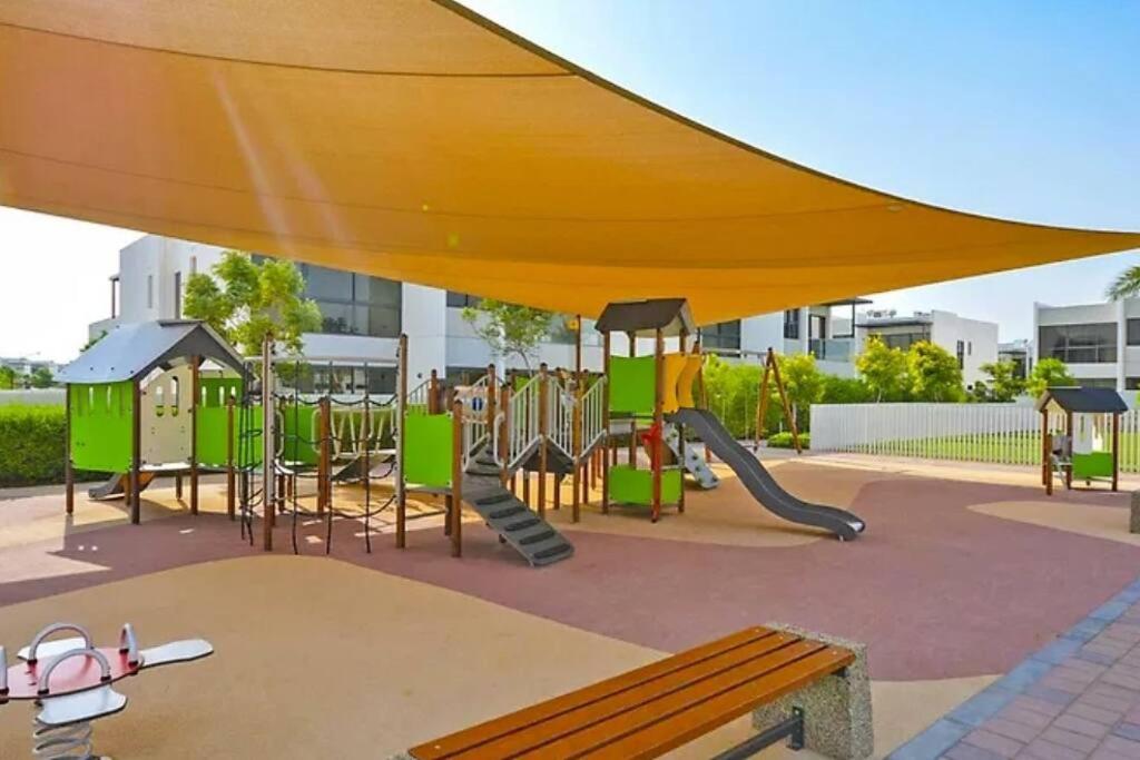 Upgraded spacious 3BR+Maid Villa