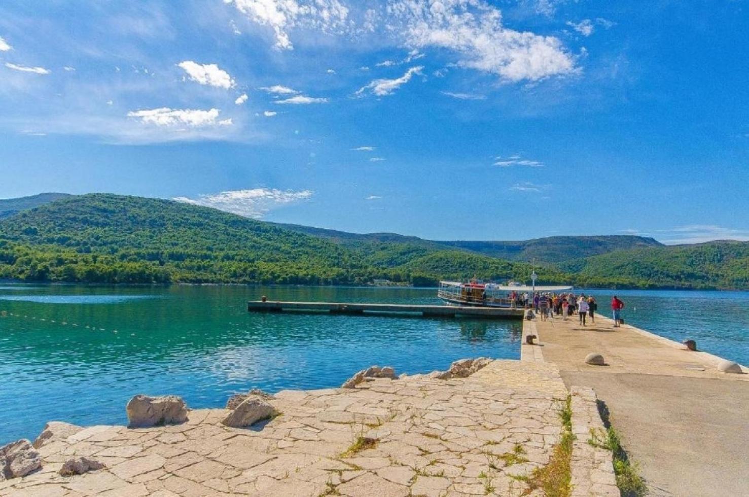 Villa Maslina - close to the sea