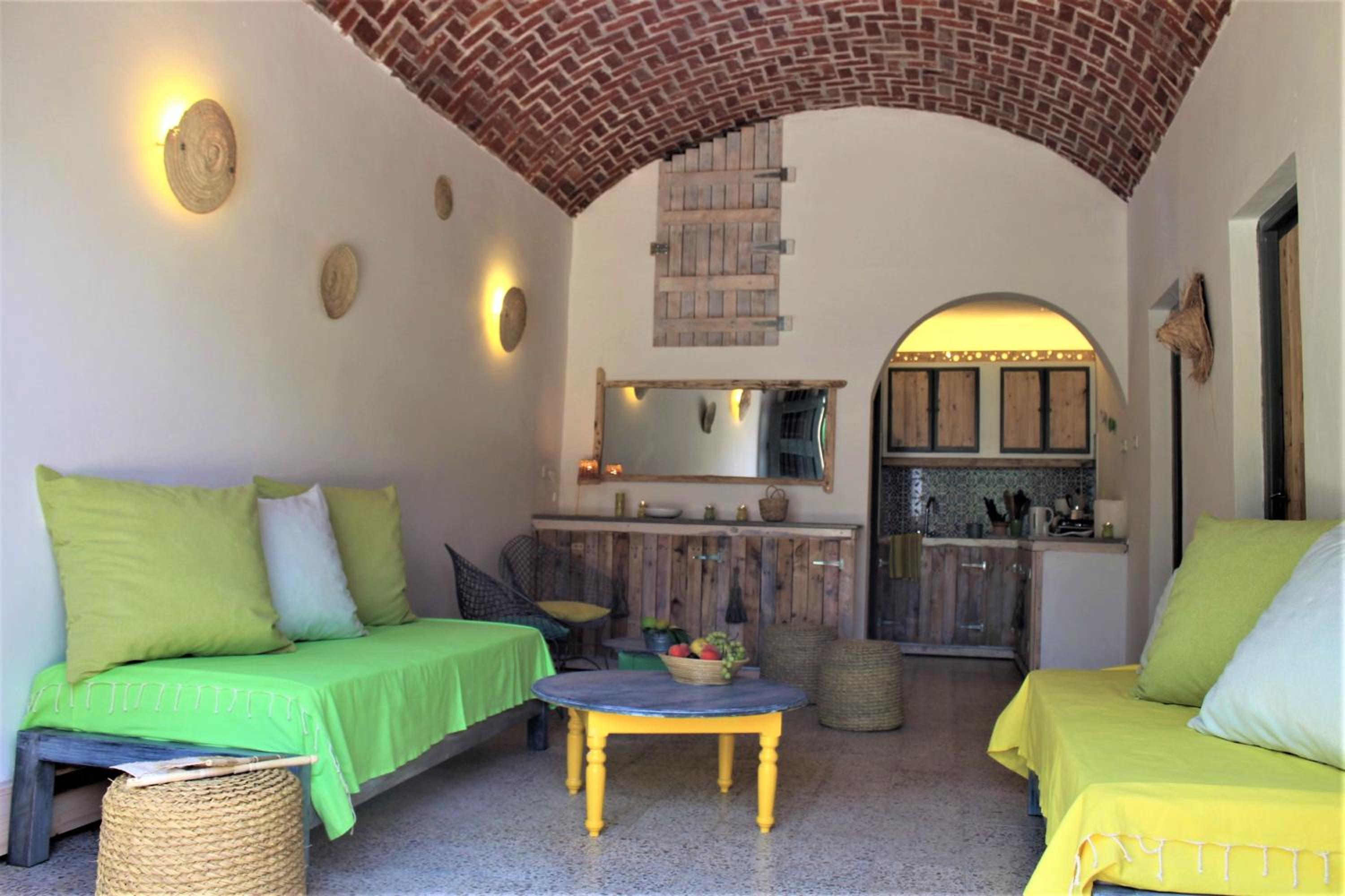 Dar Gitta & Wood El Haouaria