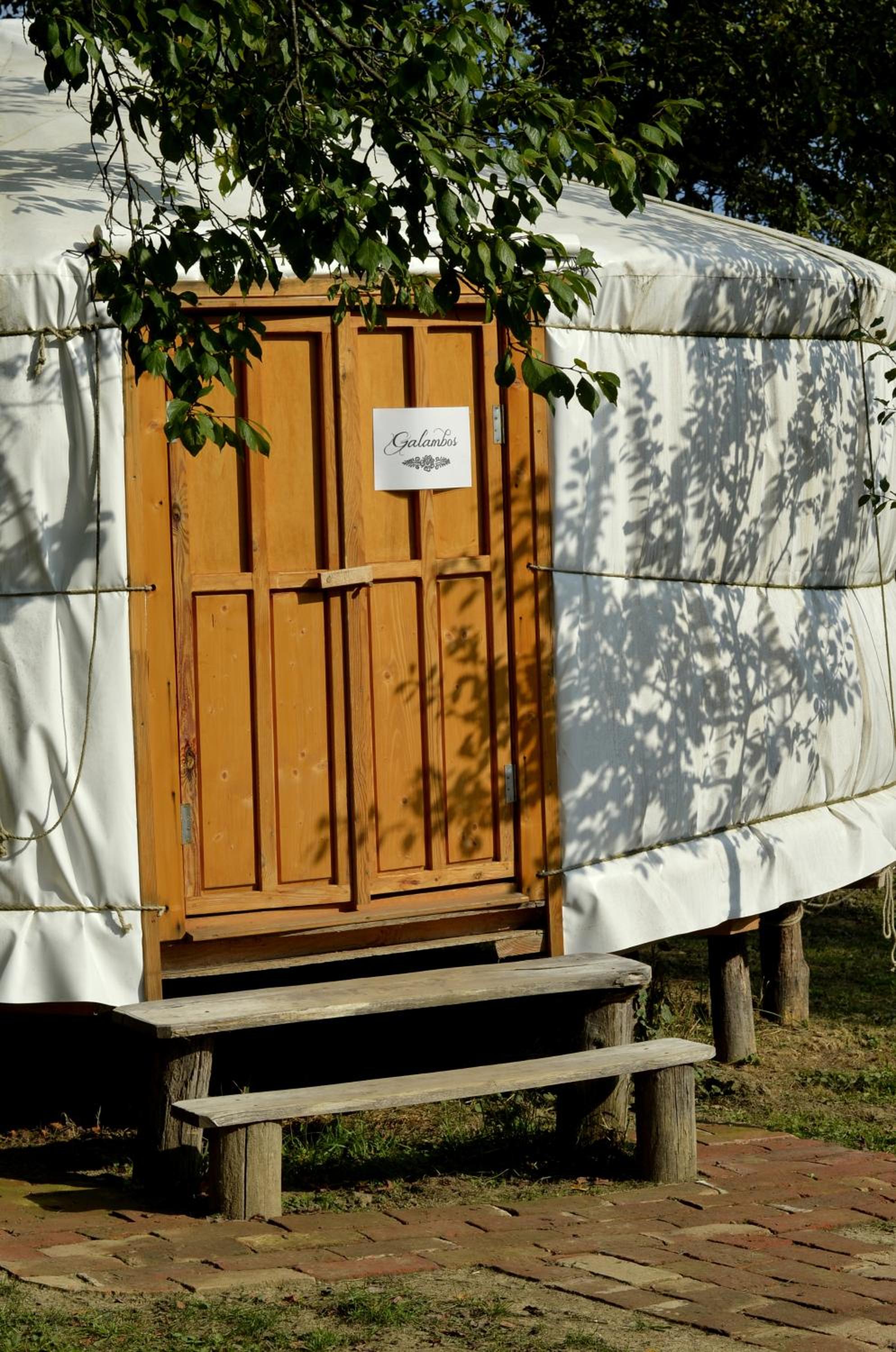 Őrálló Szer
