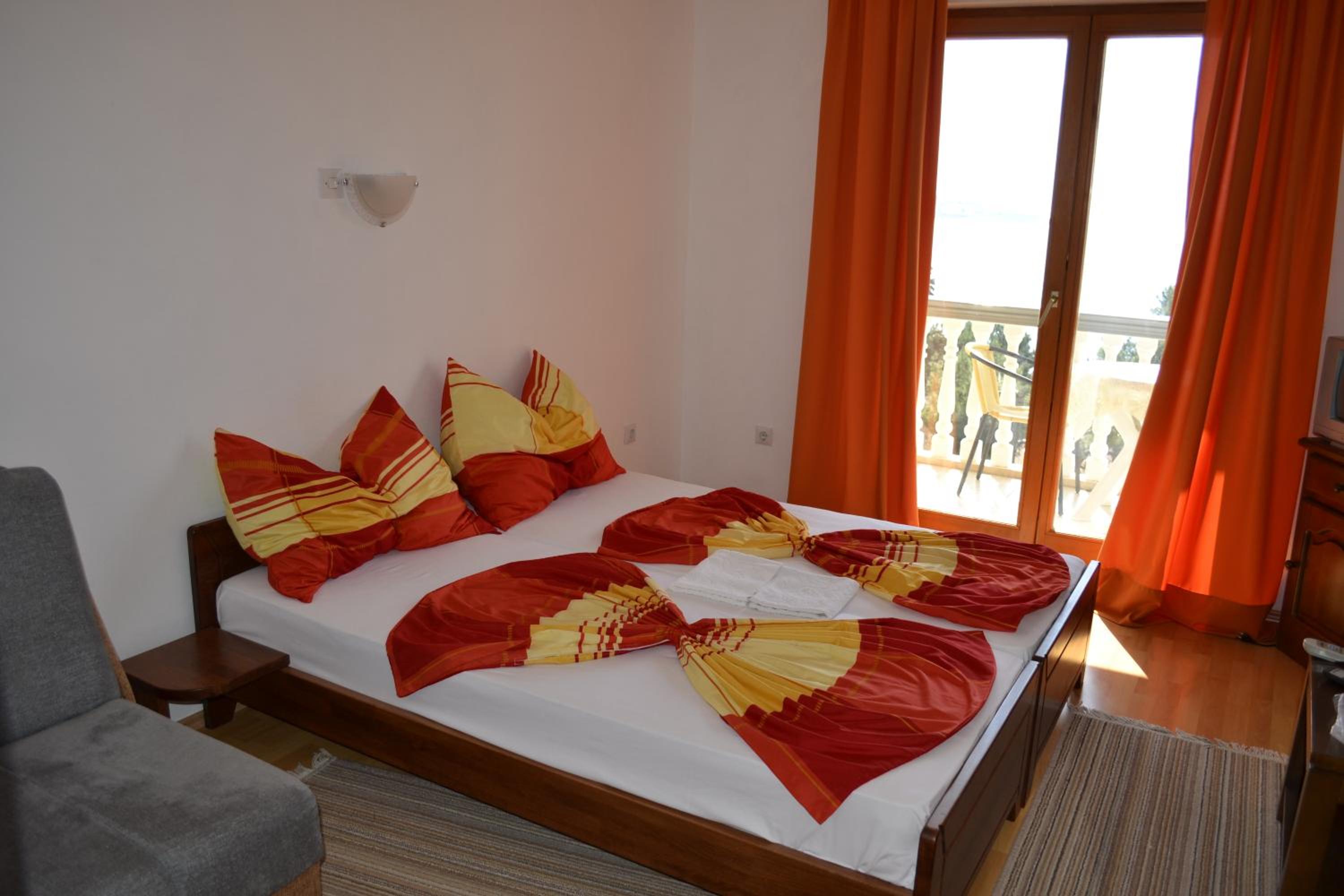 Guest House Morski val view 2