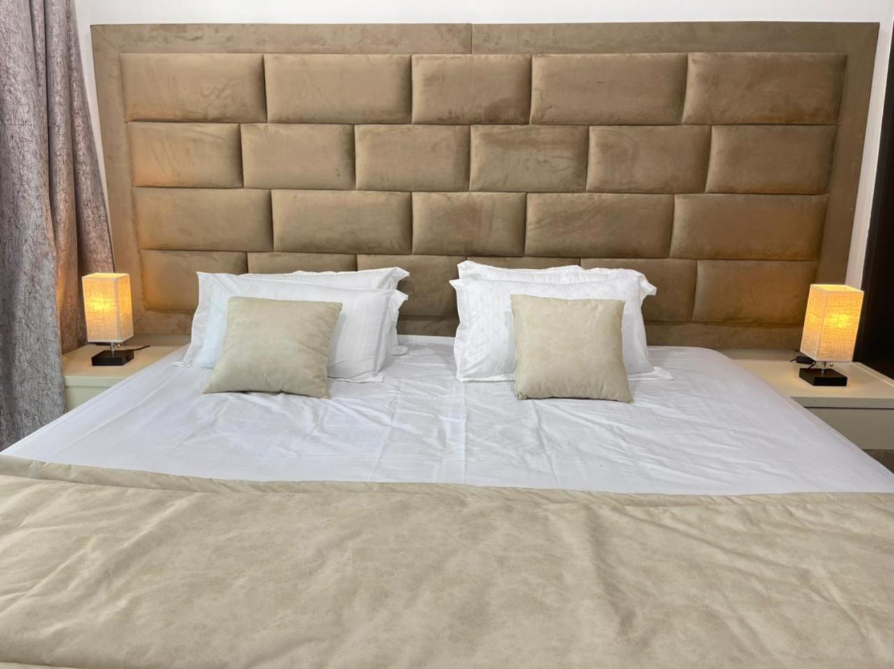 Dubai Vacations - Private gorgeous Room with Marina view with Shared Kitchen - Property Image 7