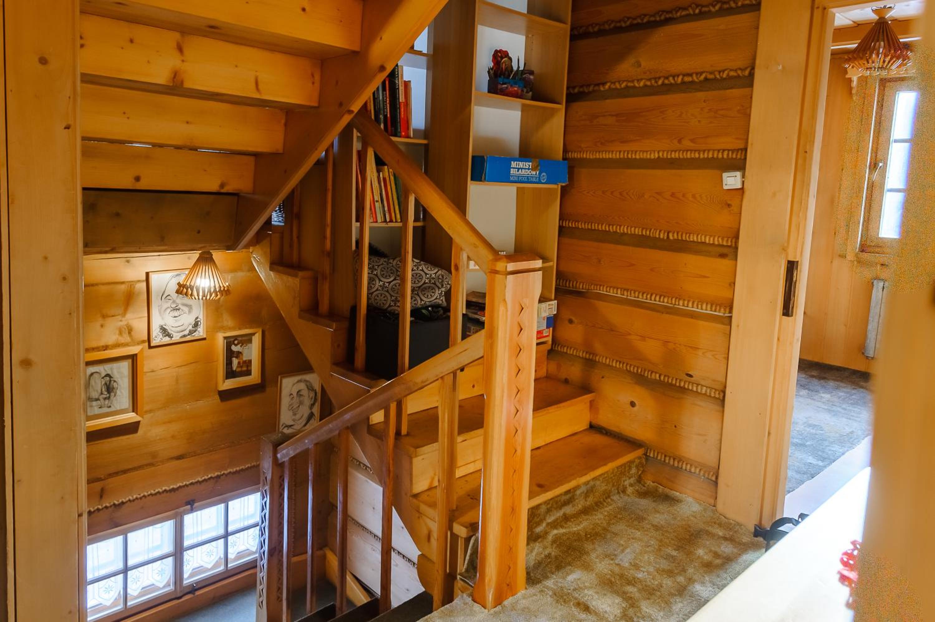 Photo 43