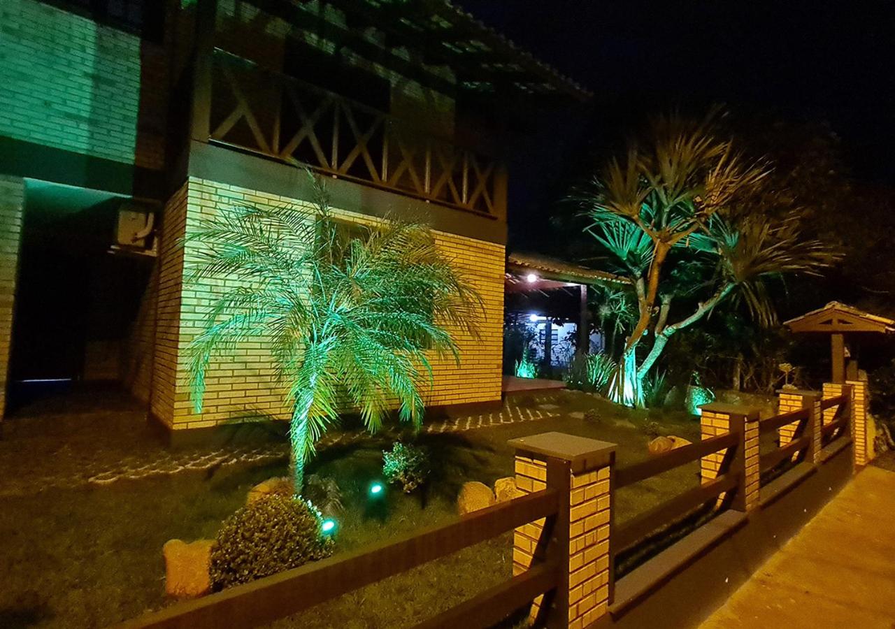 Casa REFÚGIO DO QUILOMBO, com Piscina Aquecida, 16 pessoas - Penha - SC