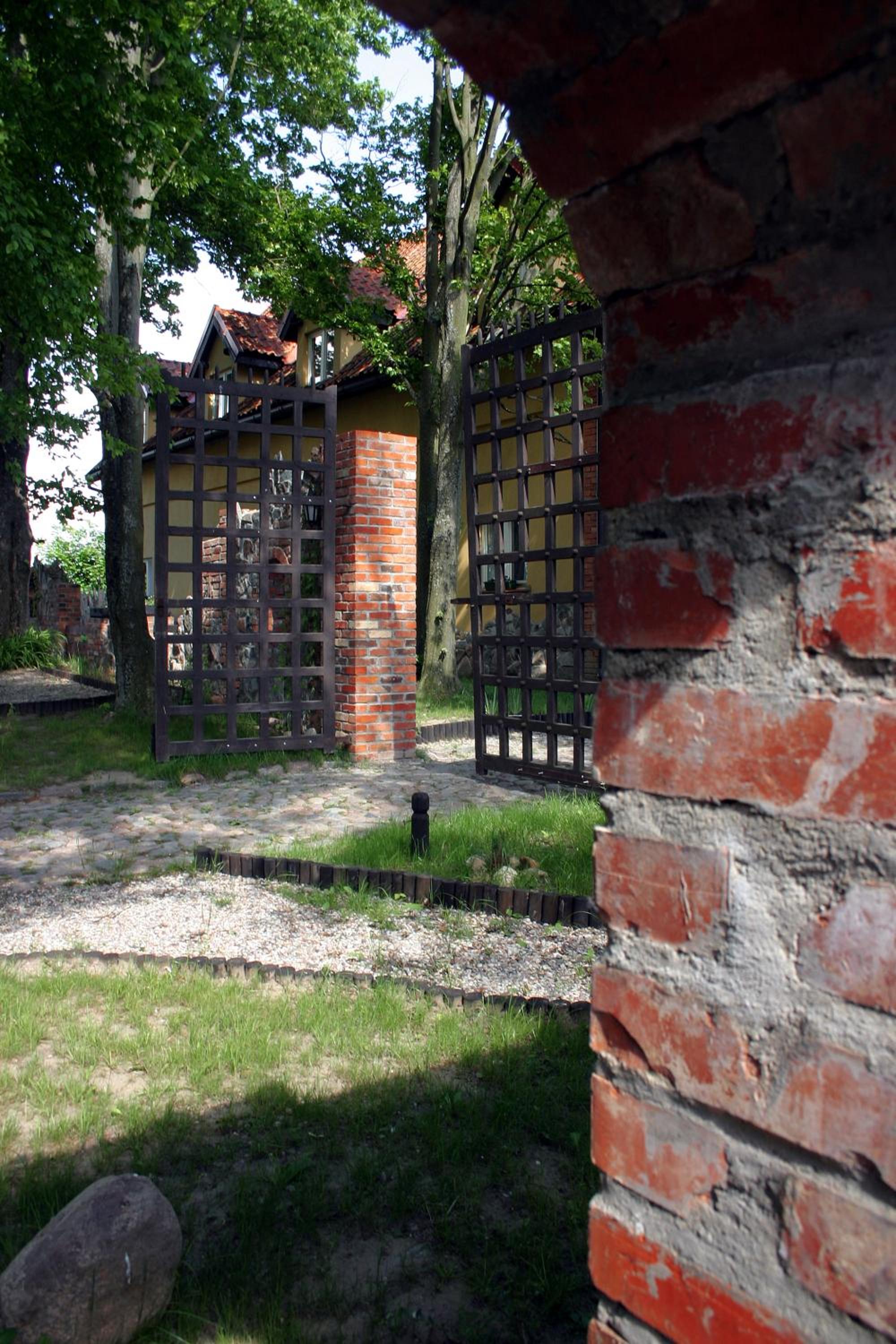 Photo 45