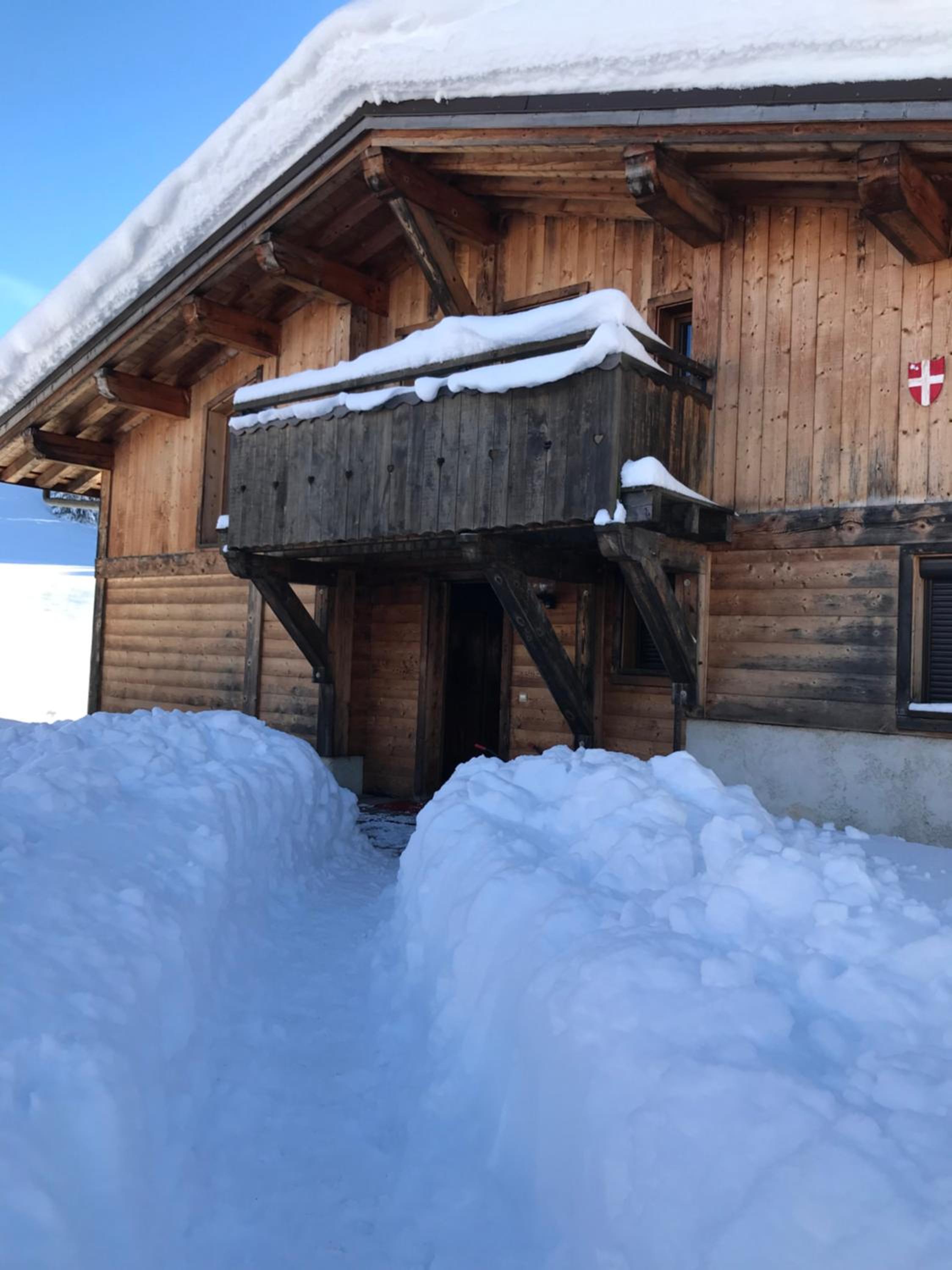 Chalet Du Pont D Arbon view 5