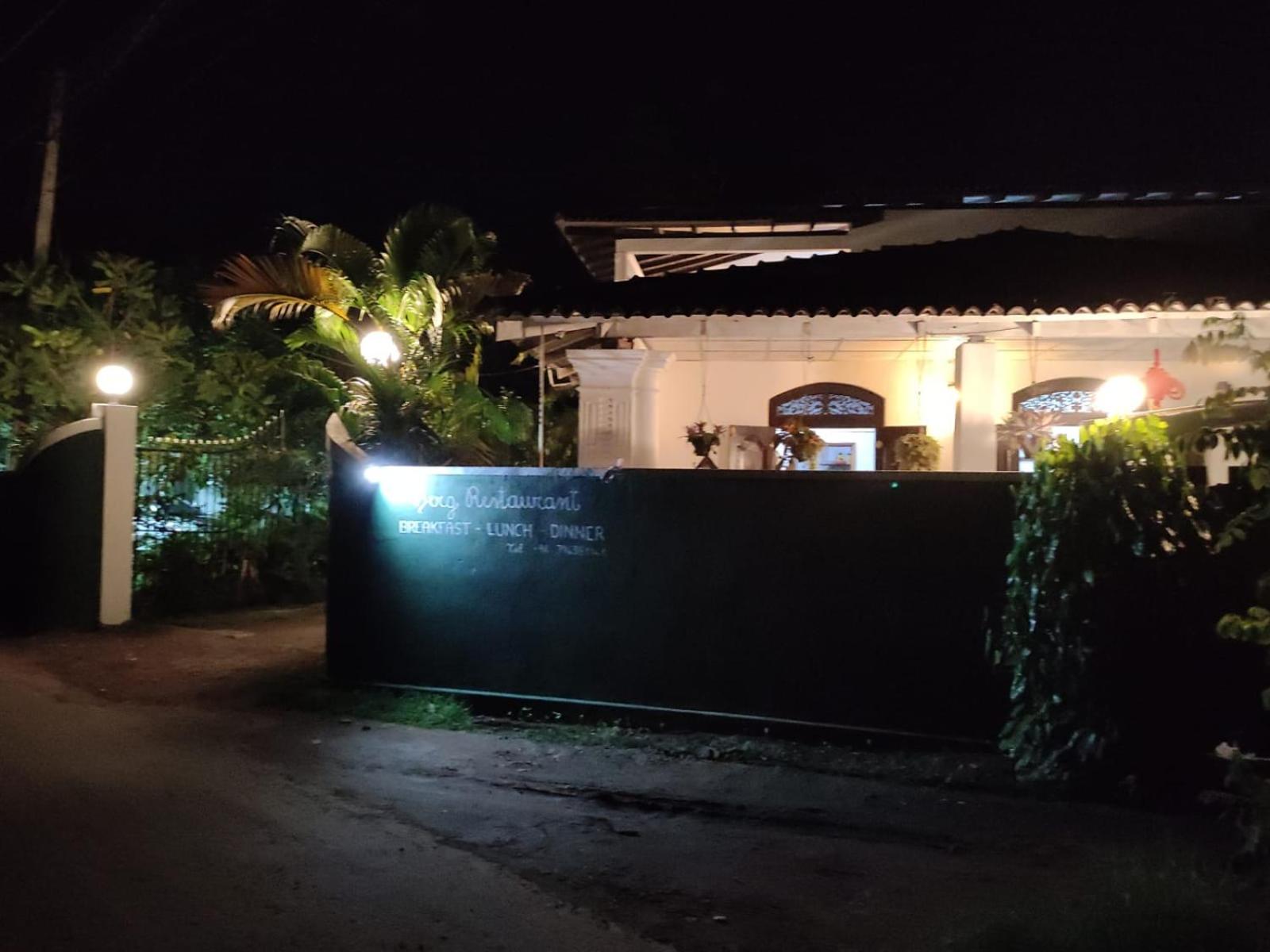 Berg House Unawatuna view 2