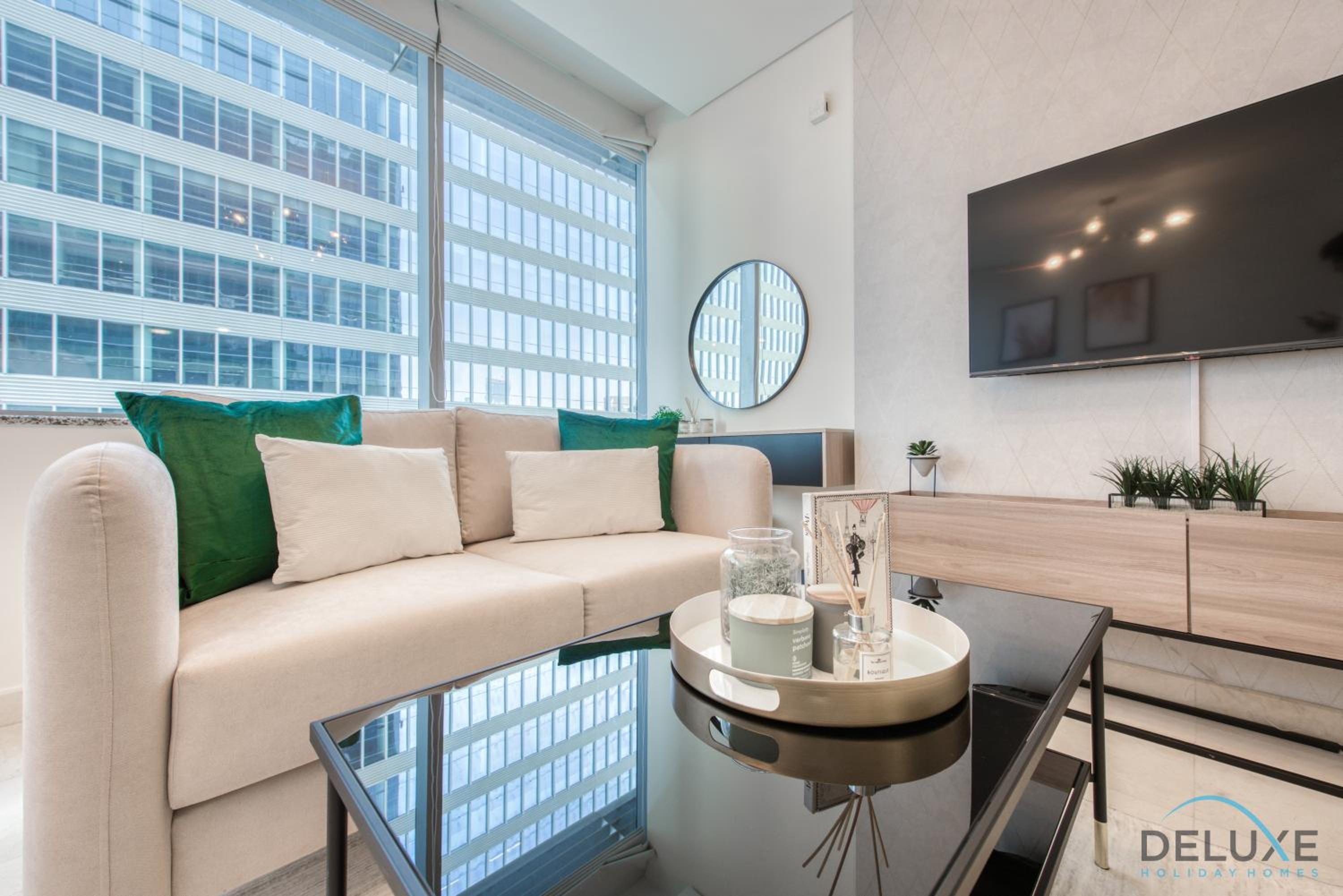 Sleek Studio at Sky Gardens DIFC by Deluxe Holiday Homes
