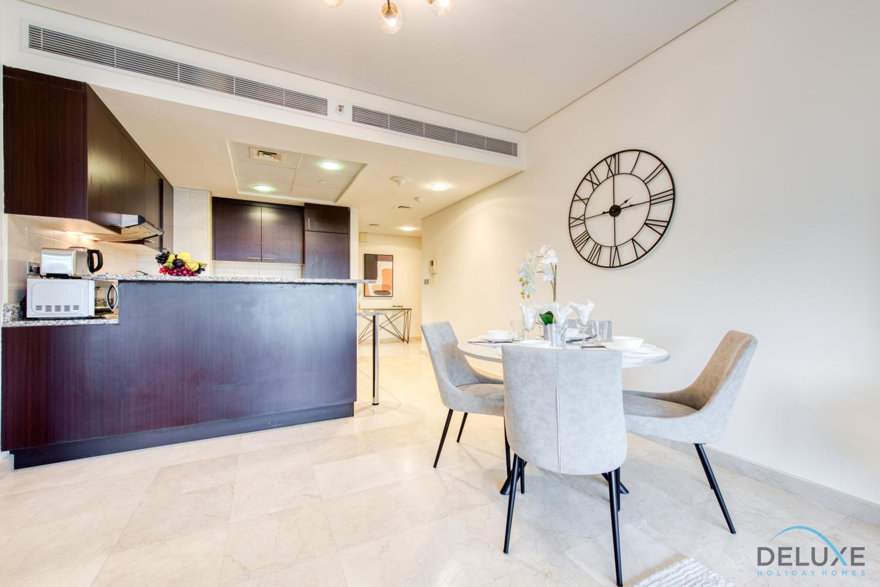 Dreamy 1BR at Sky Gardens DIFC by Deluxe Holiday Homes