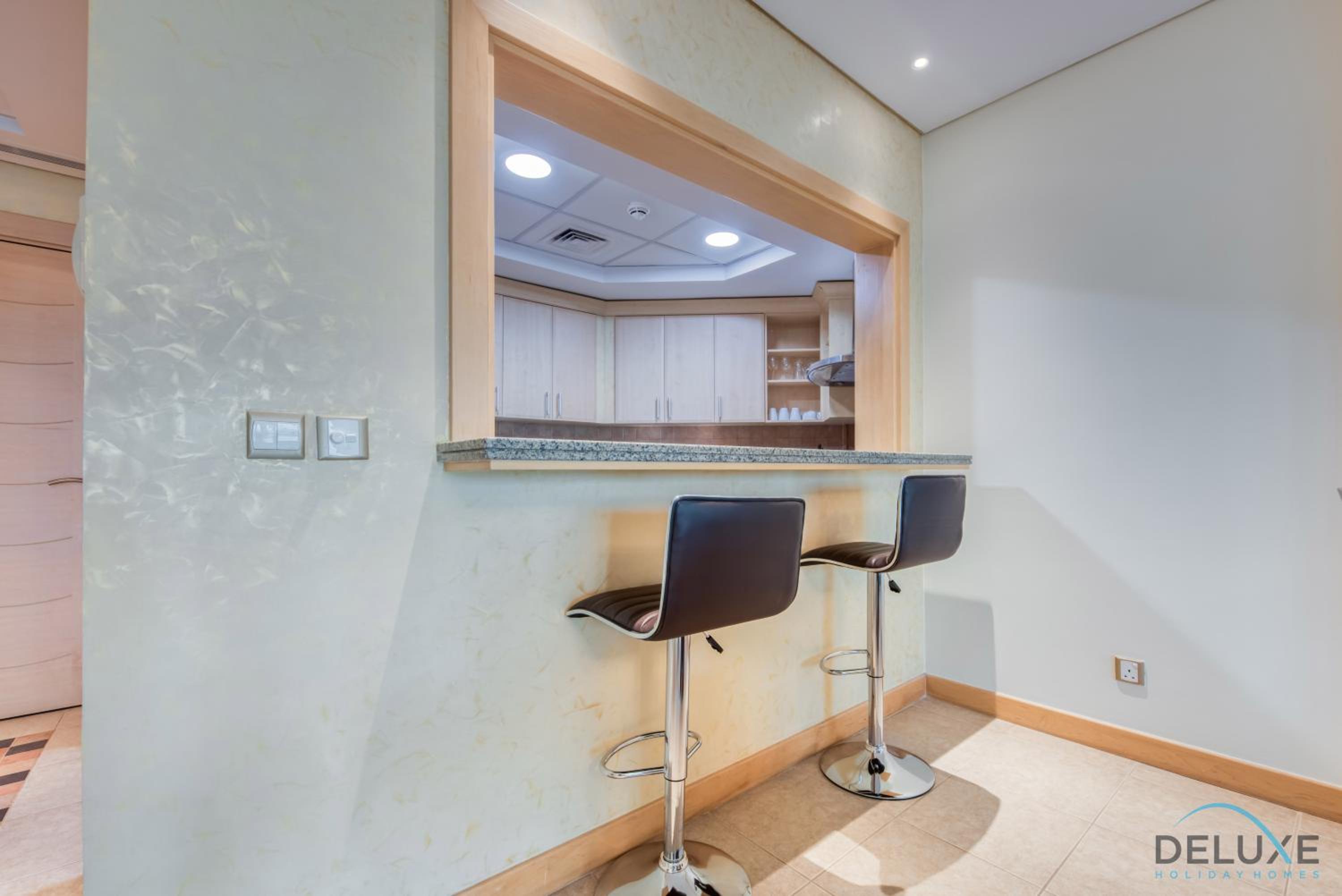 Distinctive 1 BR at Shoreline 5 Palm Jumeirah by Deluxe Holiday Homes photo 3